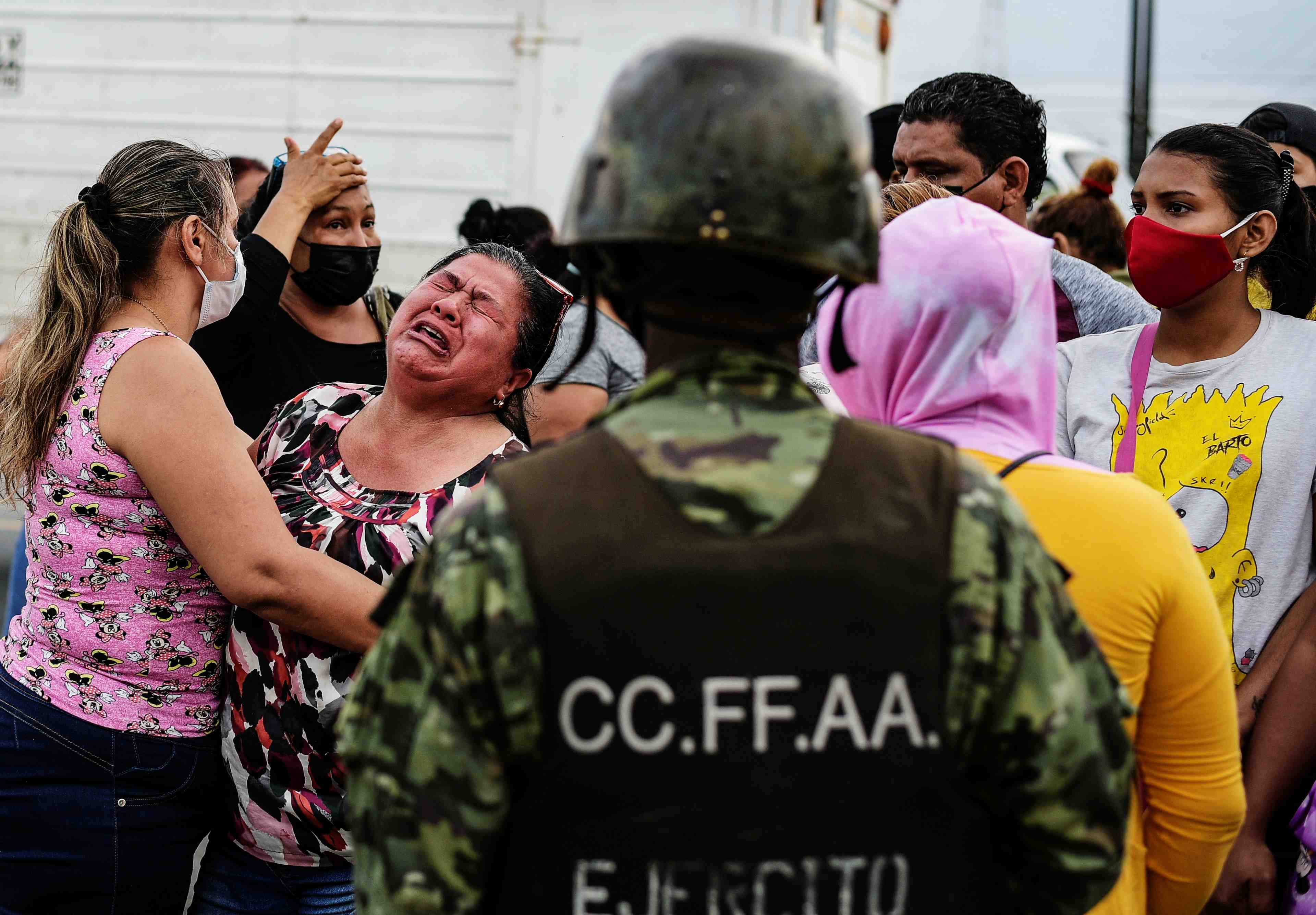 Equateur: au moins 62 morts apres des mutineries dans des prisons
