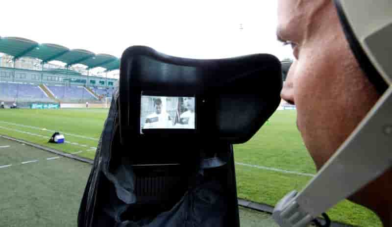 Ligue des champions: Canal+ conclut un accord jusqu'en 2018