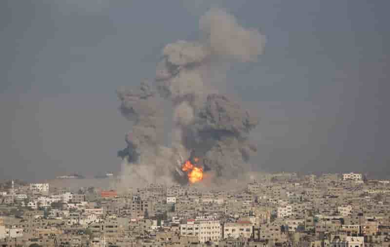 L'armée israélienne poursuit son pilonnage de la bande de Gaza
