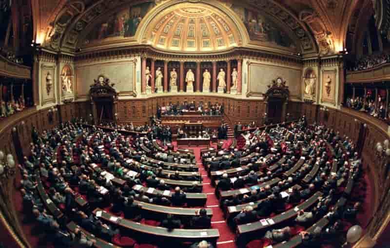 La justice enquete sur le patrimoine de l'ex-senateur vendasi