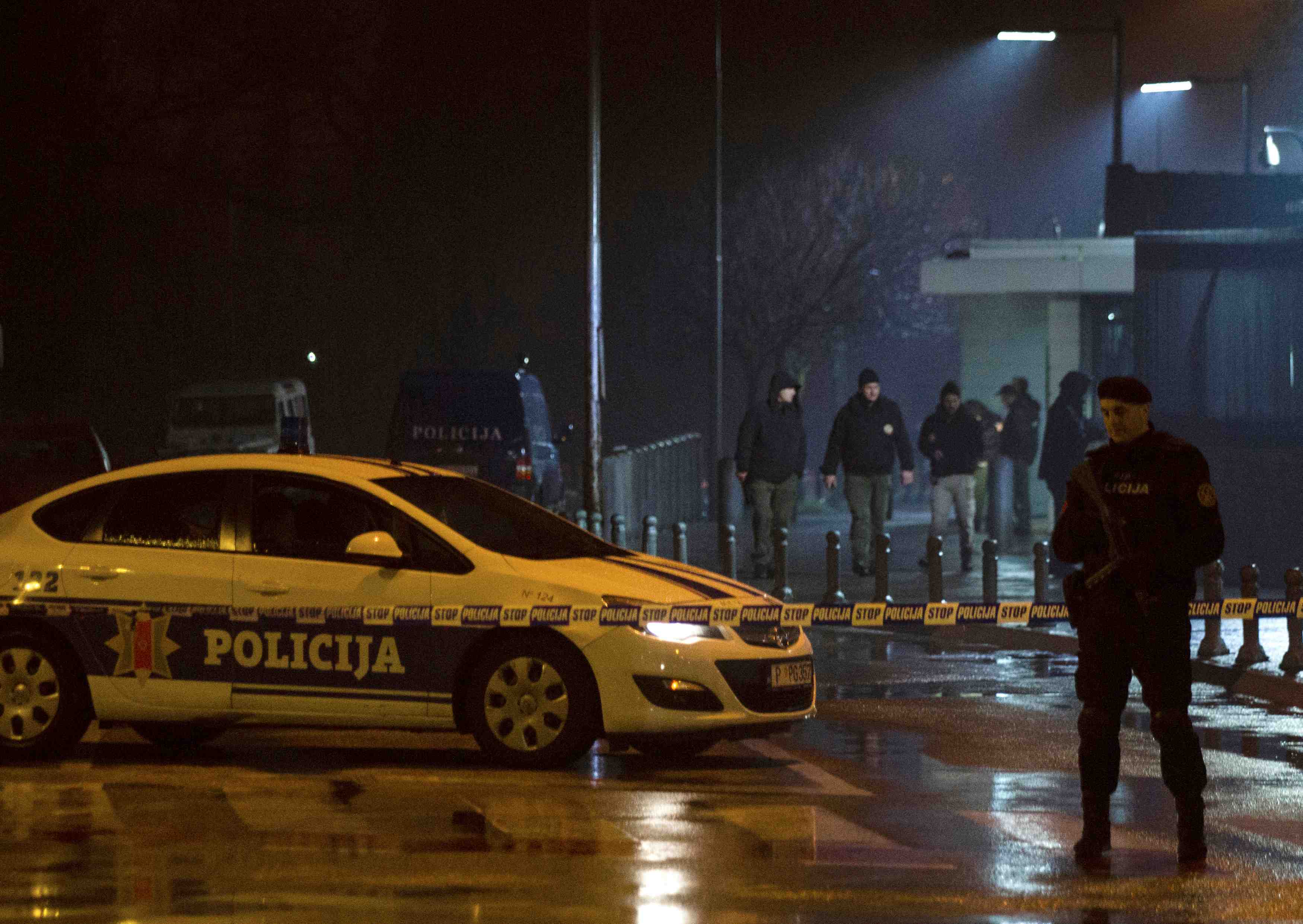 Une grenade lancee contre l'ambassade americaine au montenegro