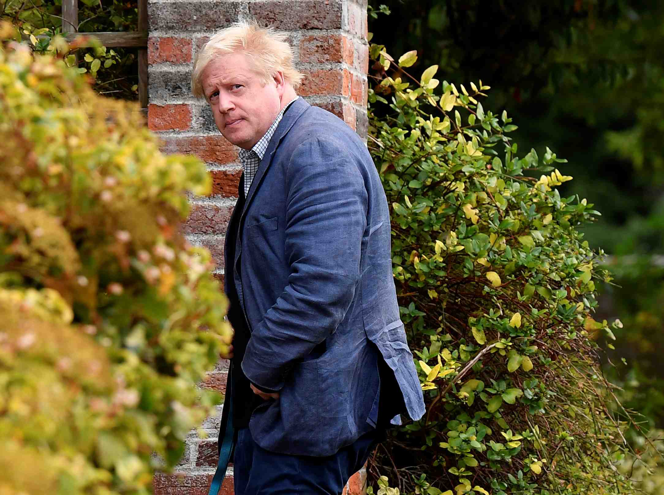 Un accord sur le brexit fera du royaume-uni une colonie, dit johnson
