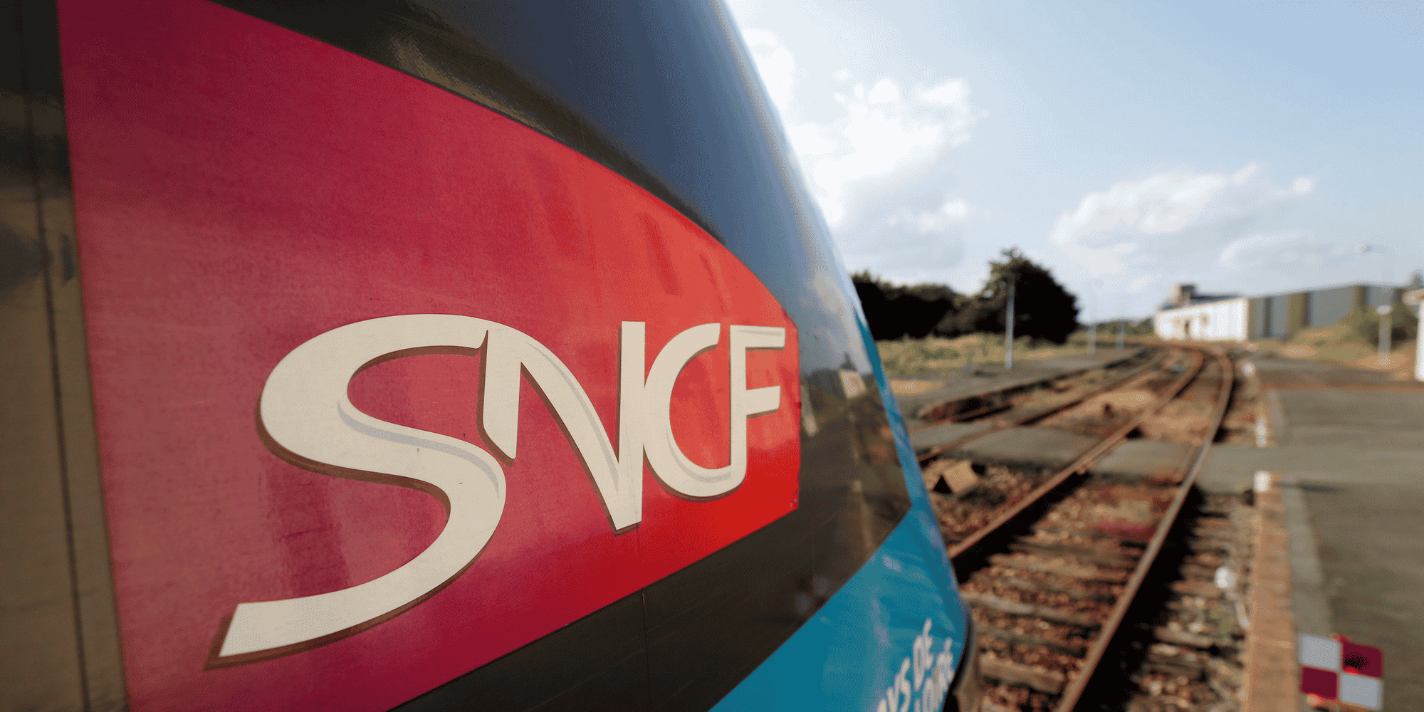 L'etat "sera au cote de la sncf", veut redynamiser les trains de nuit, selon djebbari