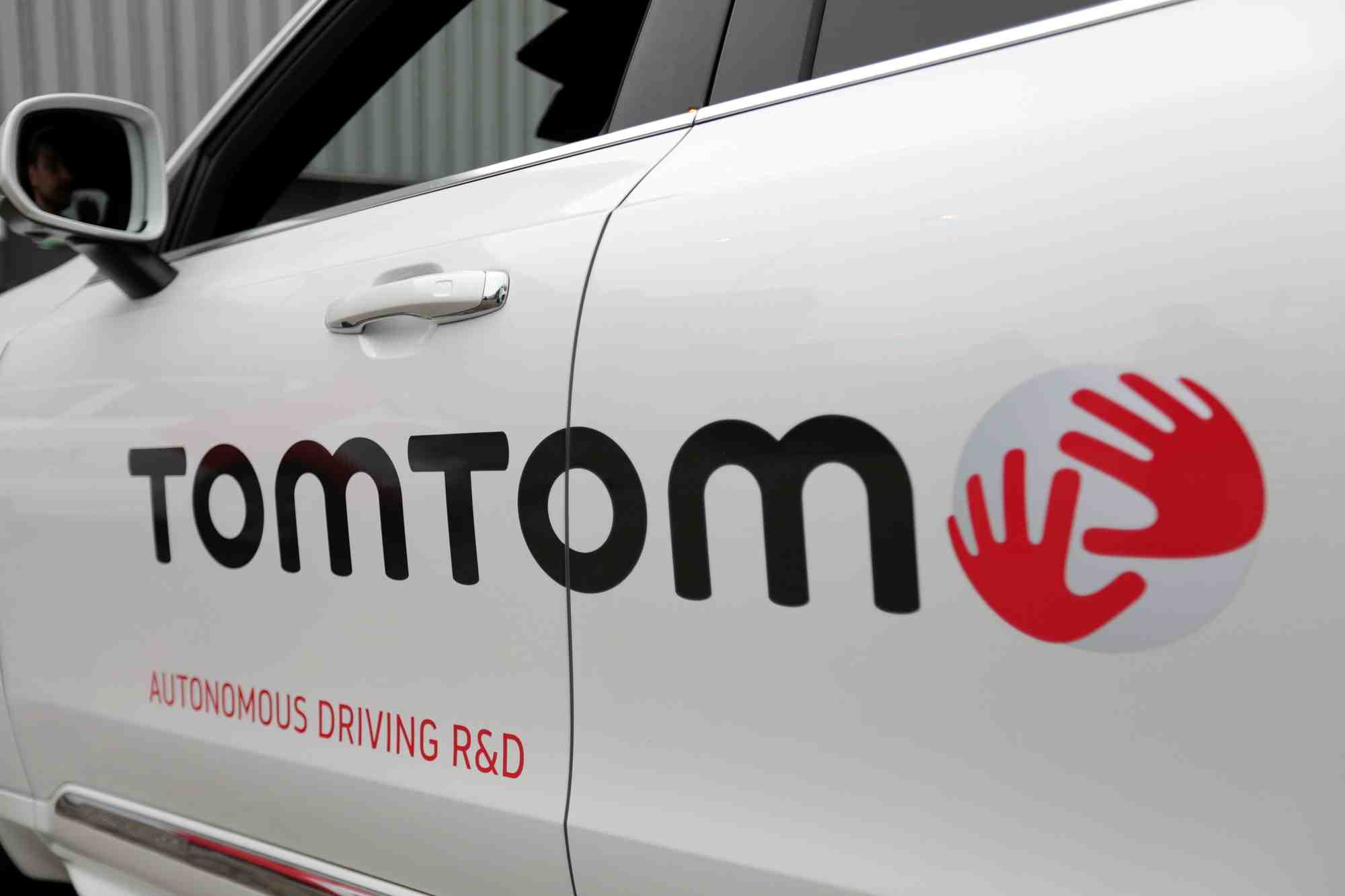 Le logo de tomtom