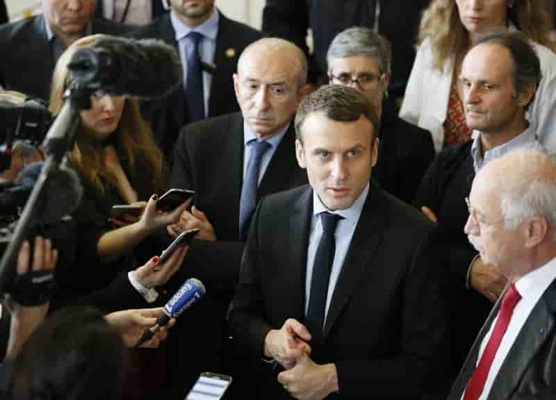 Macron refuse de participer a la polemique sur l'epouse de fillon