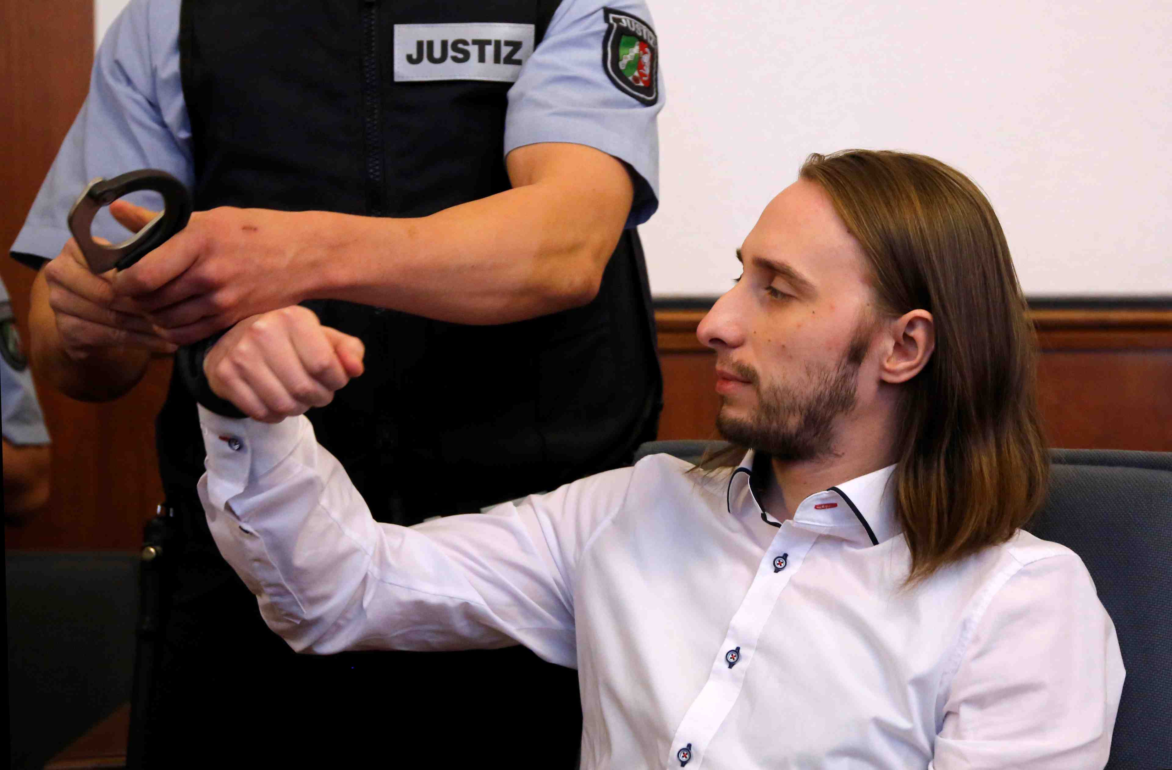 Bombe avant le match dortmund-monaco en 2017: 14 ans de prison