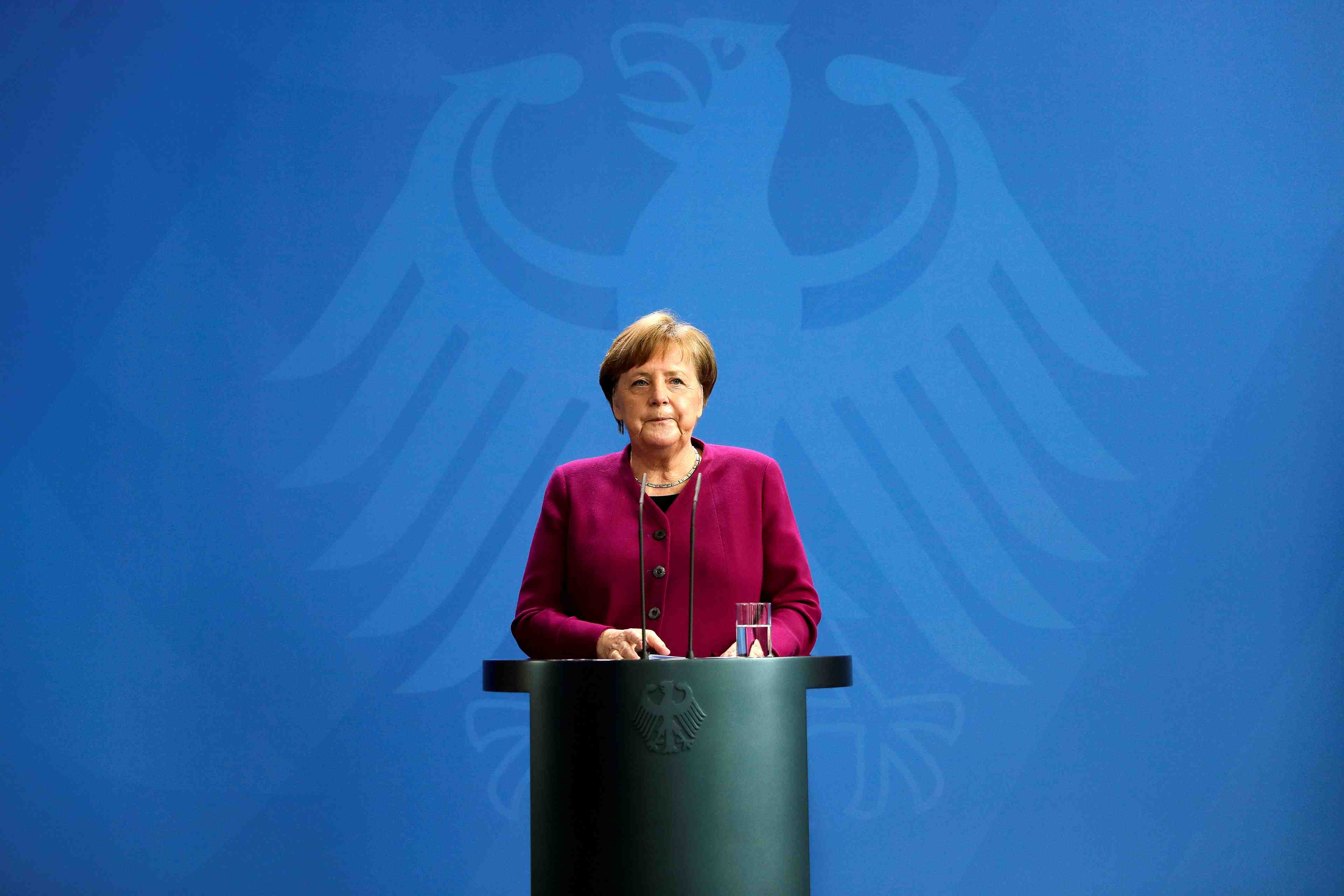Coronavirus: merkel prete a faire preuve de solidarite