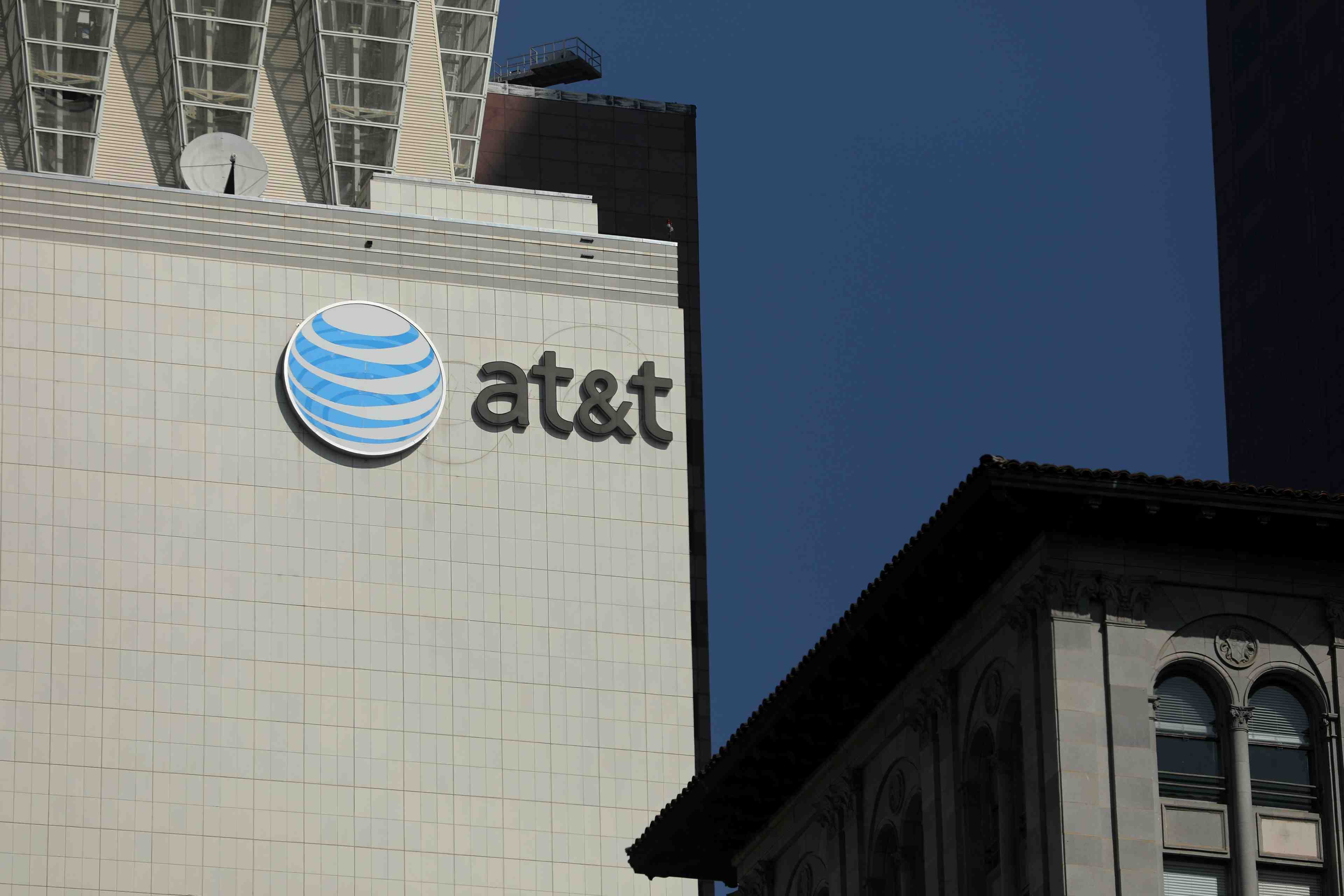 At&t est a suivre a la bourse de new york