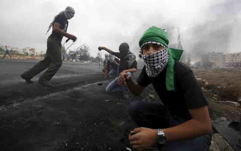 Deux agresseurs palestiniens tues par l'armee israelienne