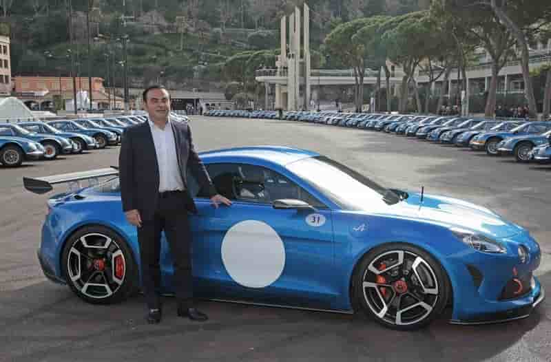 La nouvelle renault alpine seduit les fans anglais de bolides