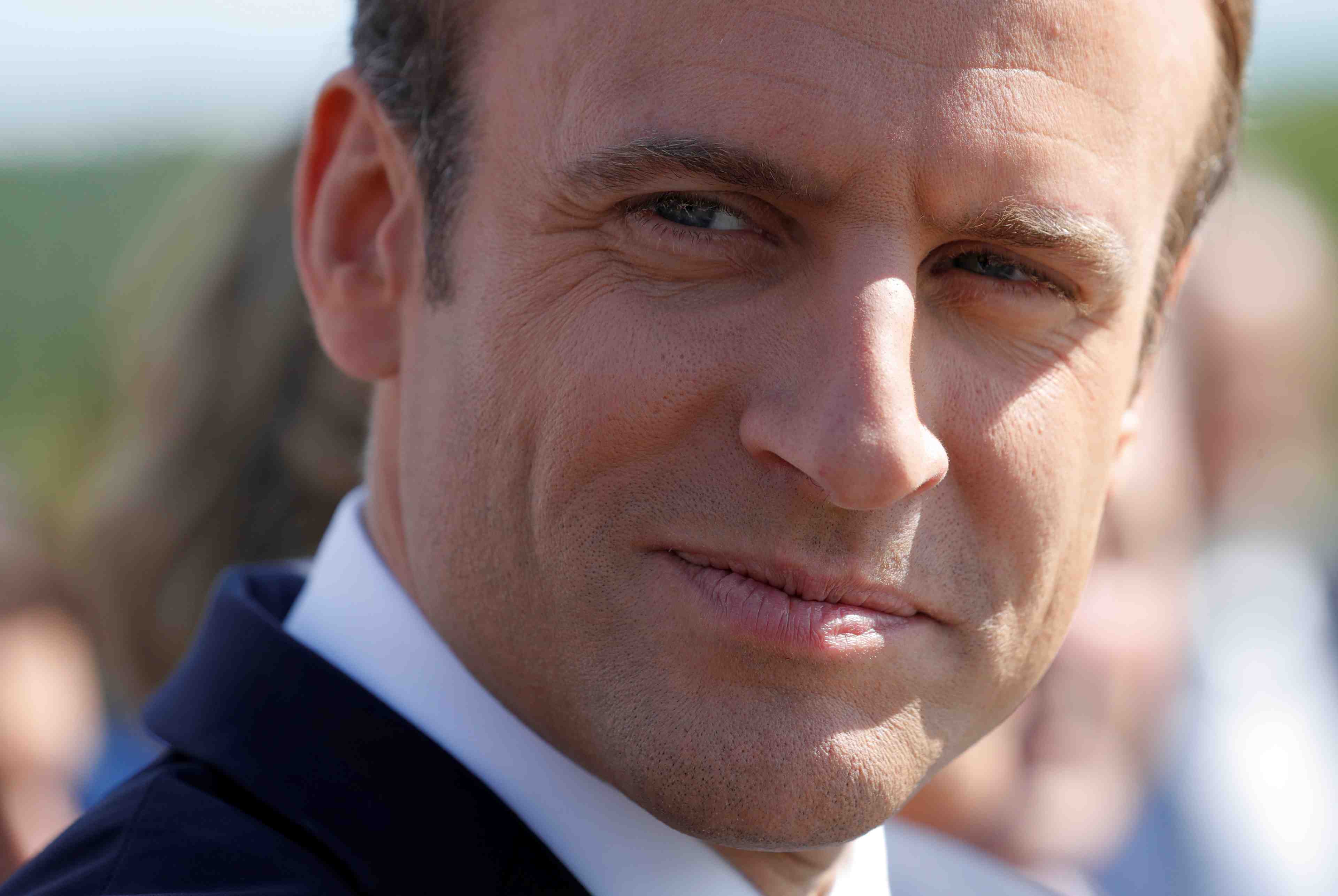 Macron promet au burkina faso son aide dans la lutte antiterroriste