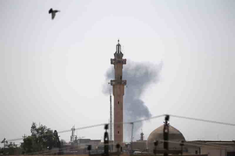 L'ei encercle par l'armee irakienne a mossoul