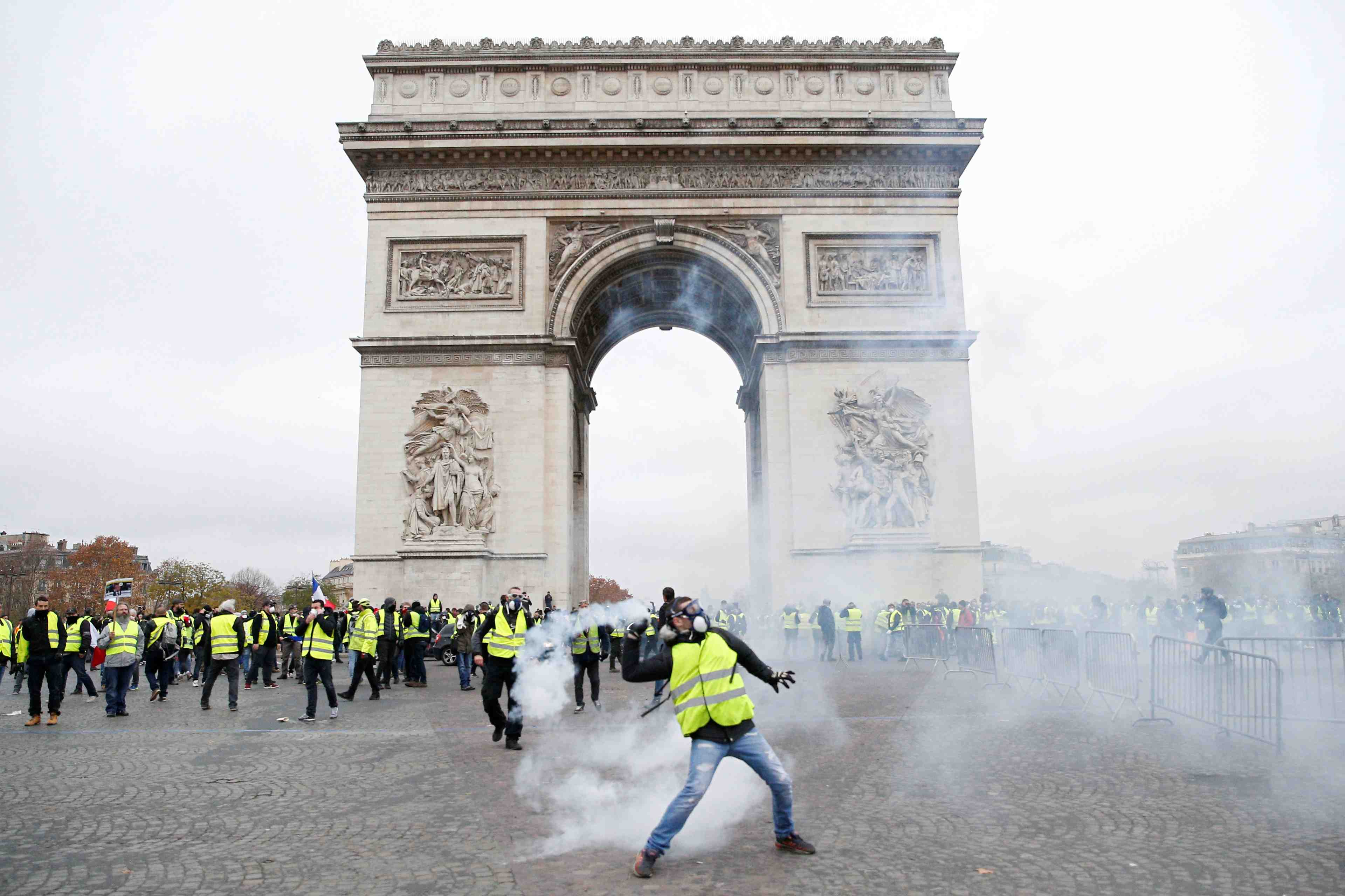 Incidents a paris lors de la manifestation des "gilets jaunes"