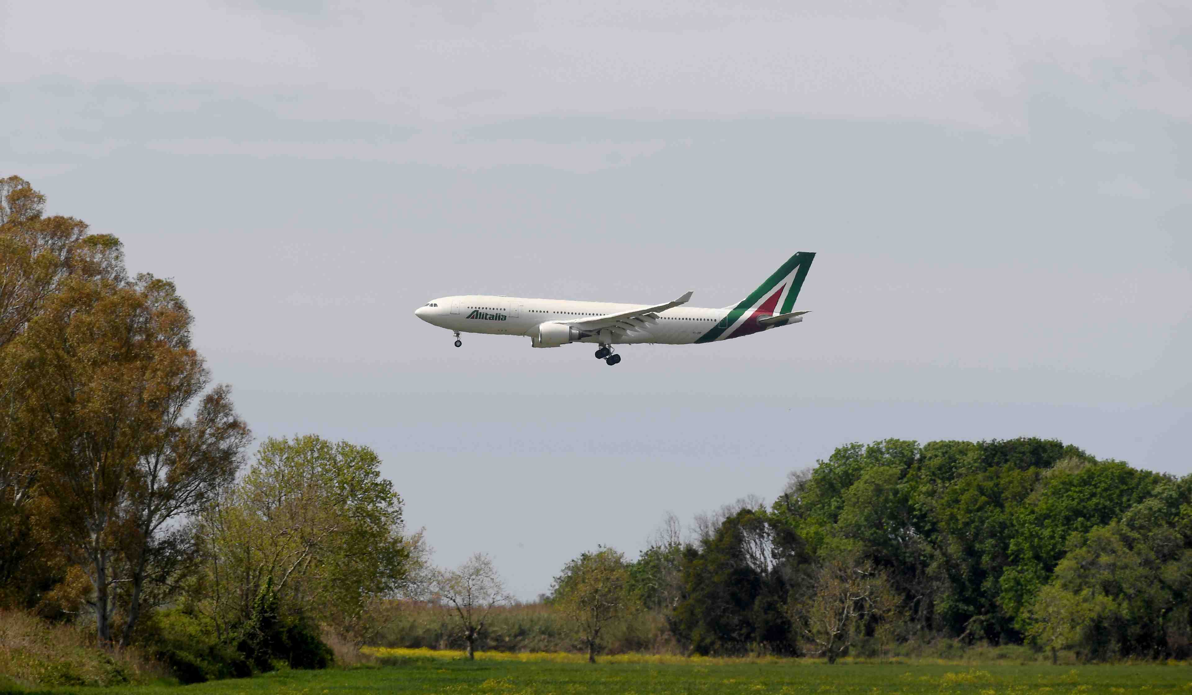 Rome va injecter 3 milliards d'euros dans alitalia