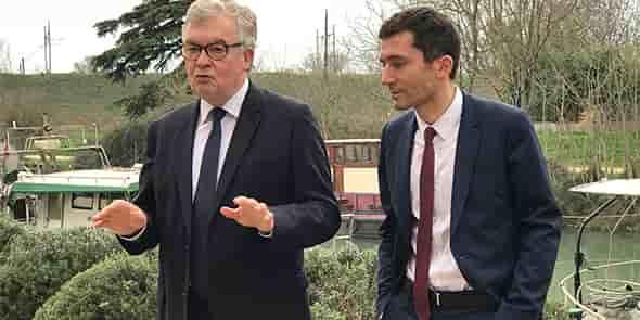 Jean-Paul Garraud, candidat RN aux régionales 2021 en Occitanie, aux côtés de Julien Sanchez à Beaucaire le 4 mars 2021
