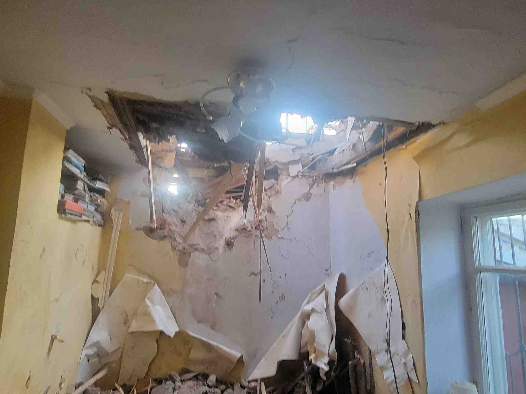 Photo de degats apres des attaques de missiles et de drones russes a odessa