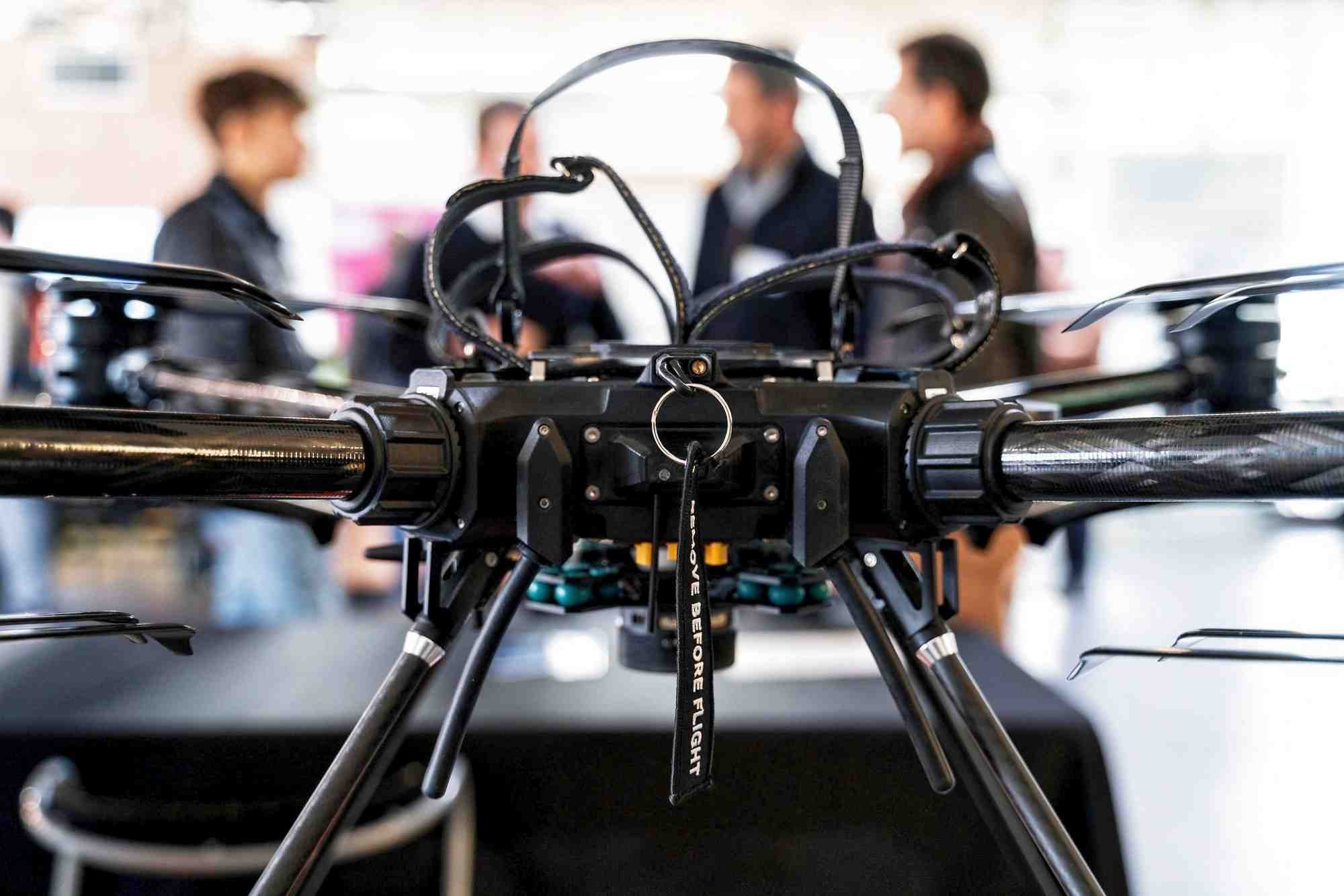 Lannion a intégré fin 2024 le réseau national des centres d’essais en vol, un dispositif stratégique qui permet à la collectivité d'élaborer une feuille de route pour structurer sur son territoire une nouvelle filière d'innovation autour du drone. Avec comme pièce maitresse, le Centre Technologique Drone Ouest (CTDO).
