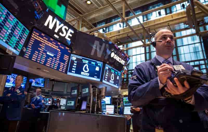 Wall Street ouvre en baisse avec l'Ukraine, Amazon et Ford