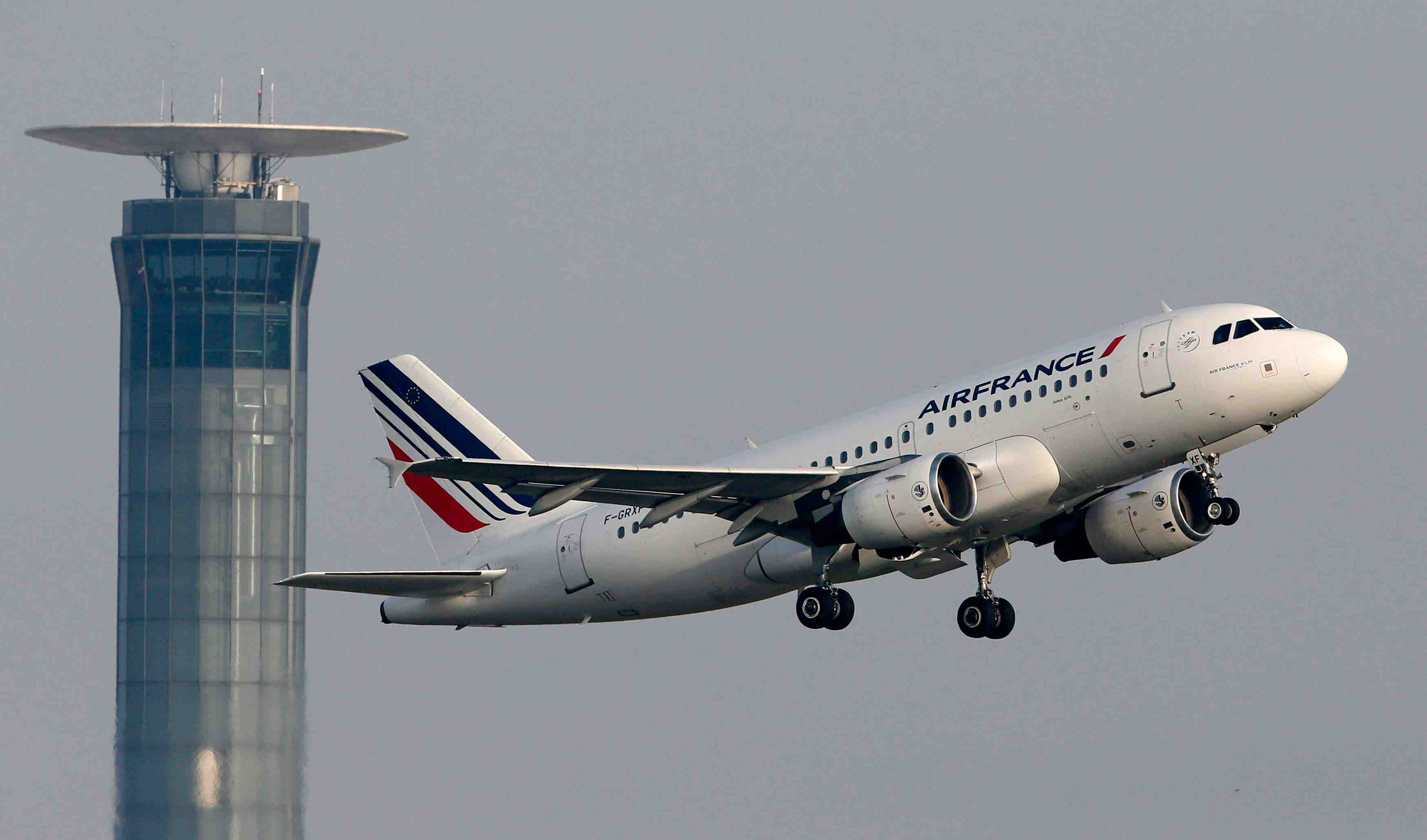L'etat se renforce au capital d'air france-klm