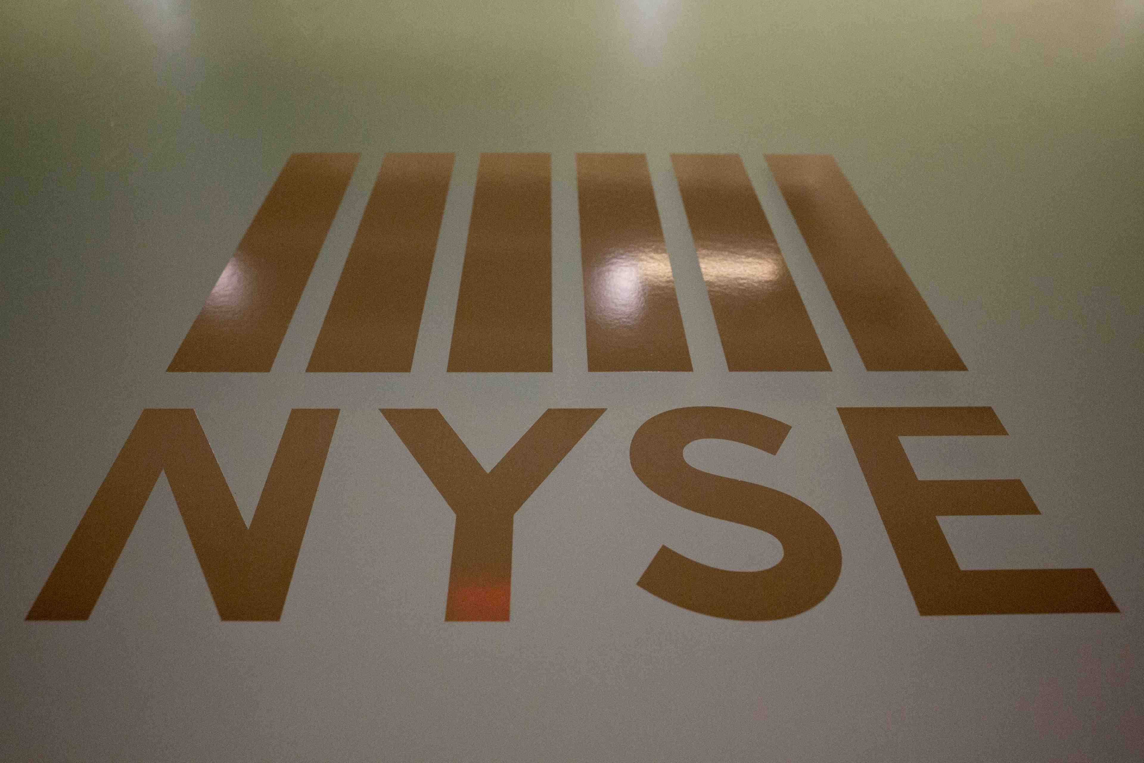 La bourse de new york finit en baisse