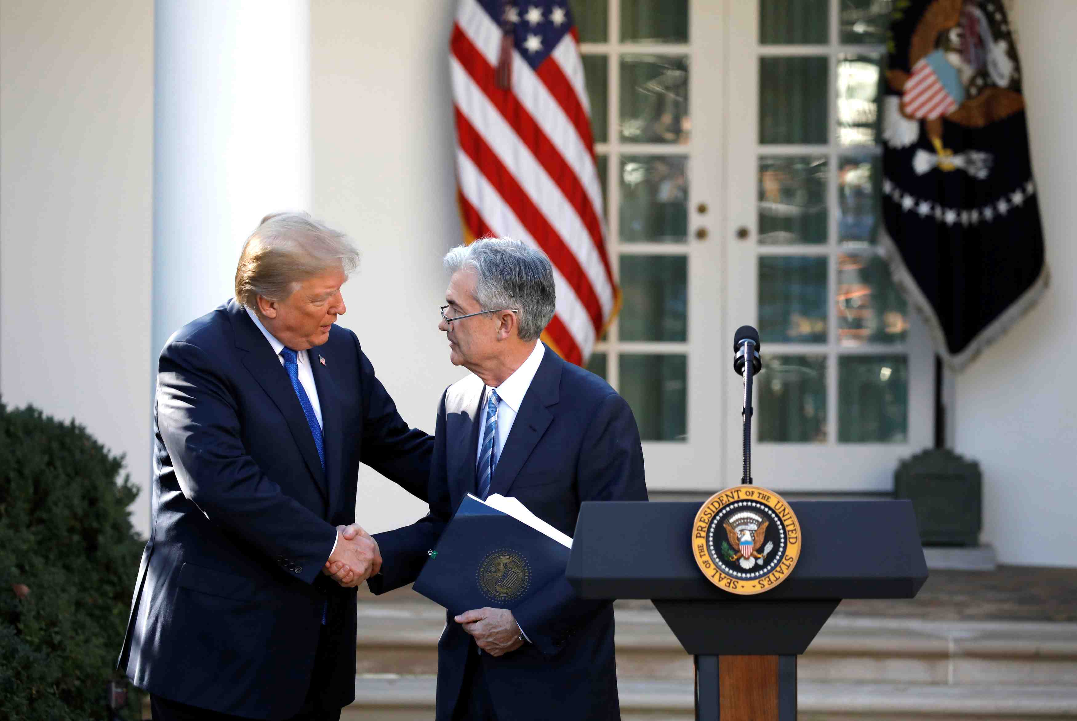 Usa: powell (fed) a debattu avec trump a la maison blanche