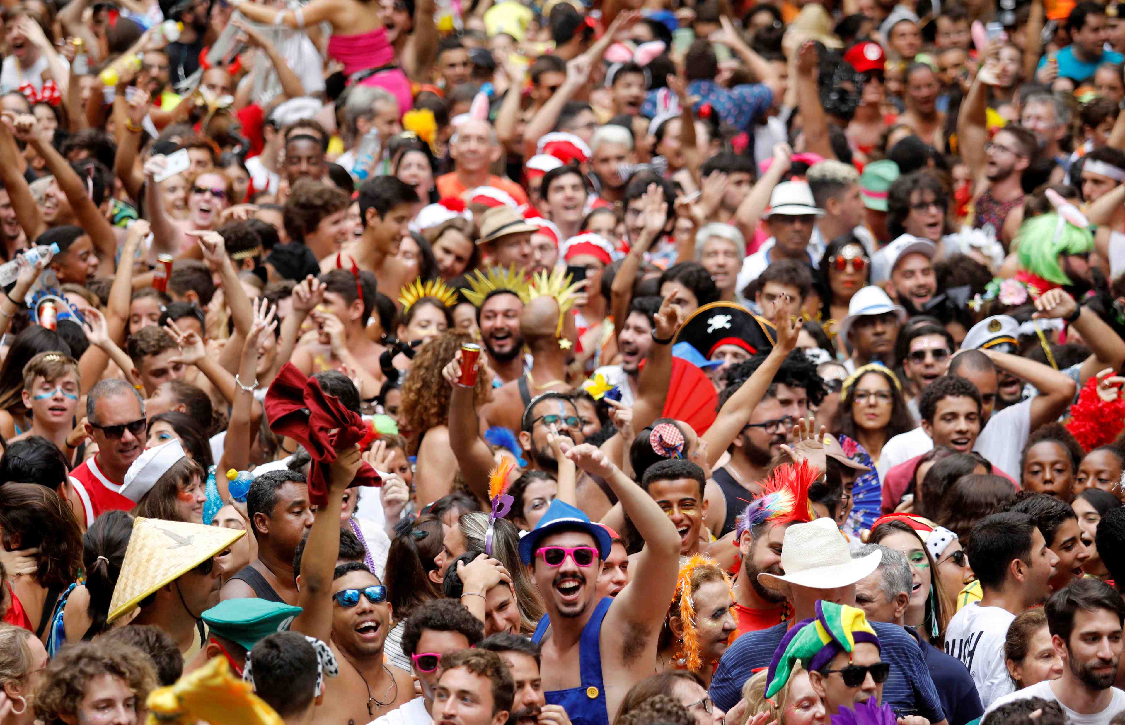 Bresil: le defile du carnaval de rio reporte a avril a cause du coronavirus