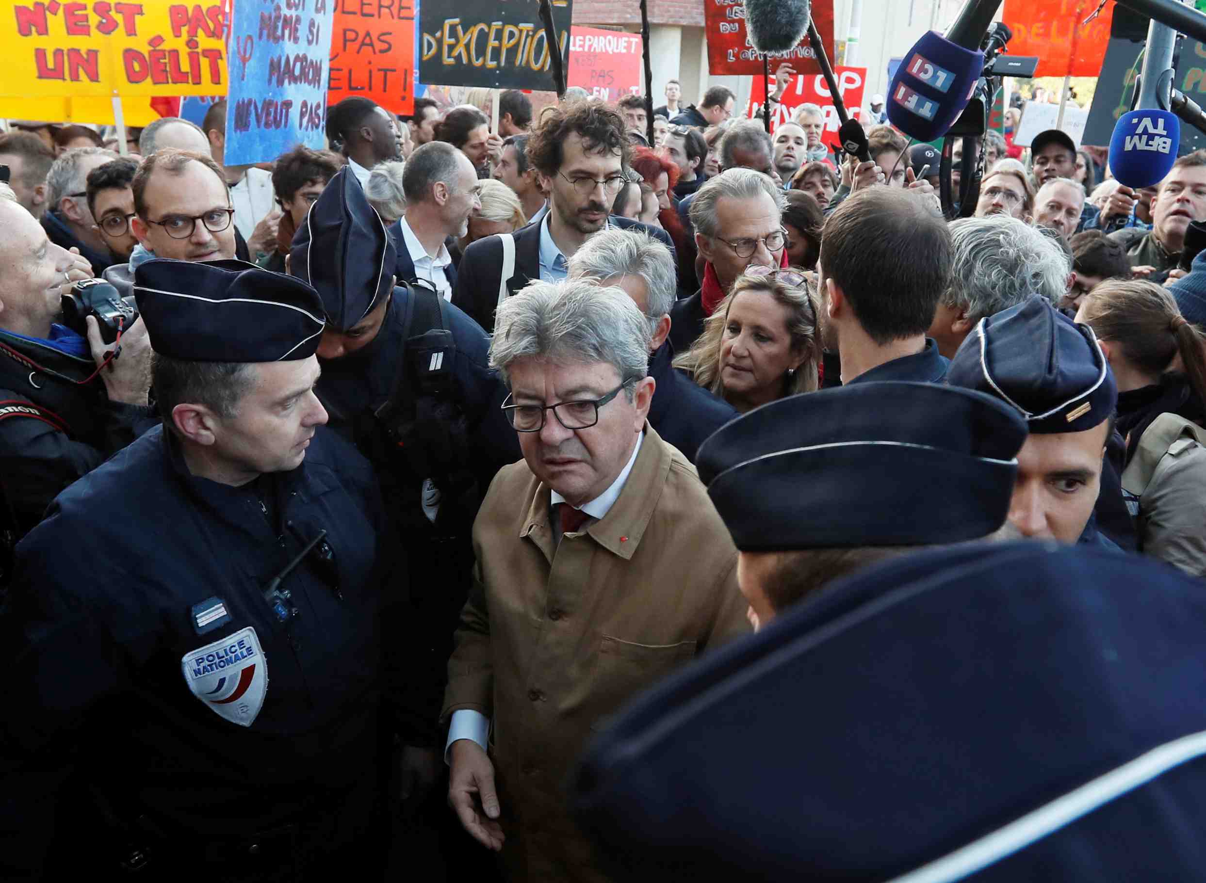Le proces melenchon s'ouvre sous haute tension