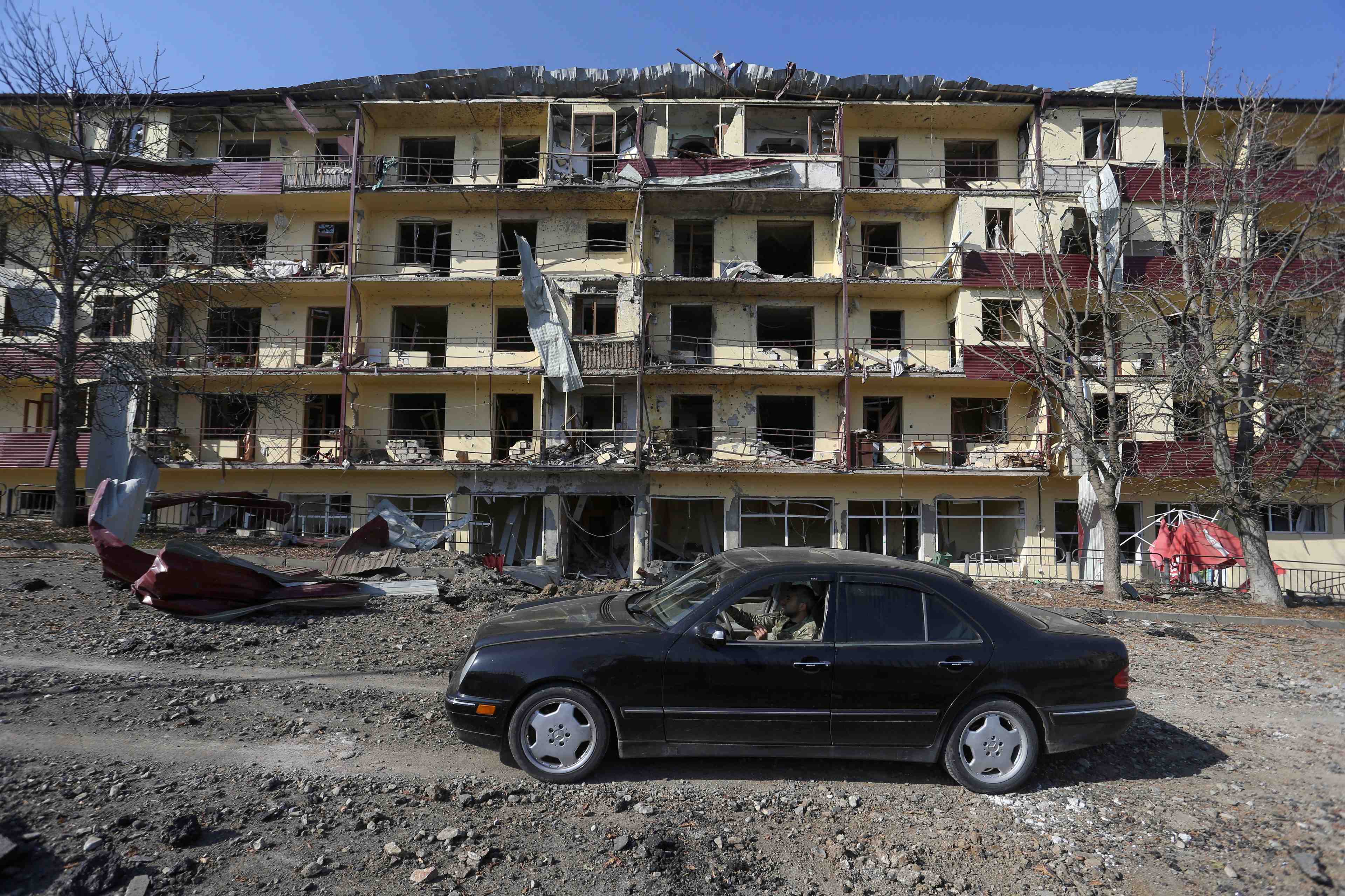 Le haut-karabakh annonce un bilan de 1.166 morts dans les rangs de l'armee