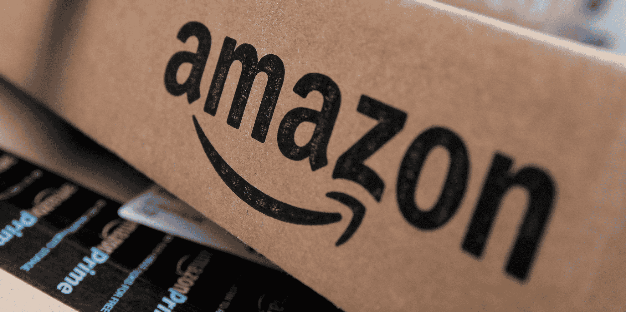 Amazon affiche une perte au premier trimestre, annonce des previsions decevantes