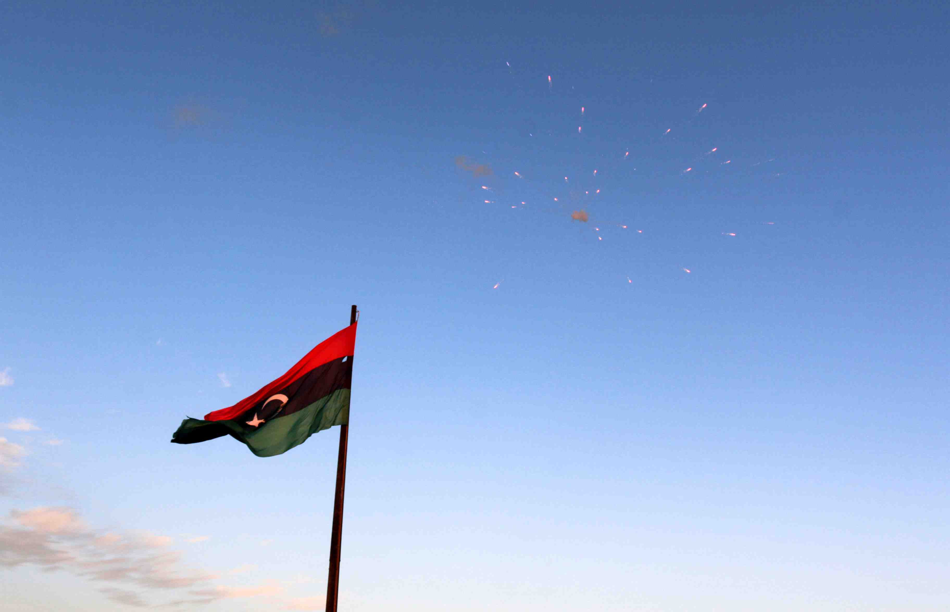 Libye: paris maintient son calendrier en depit de rome et tripoli