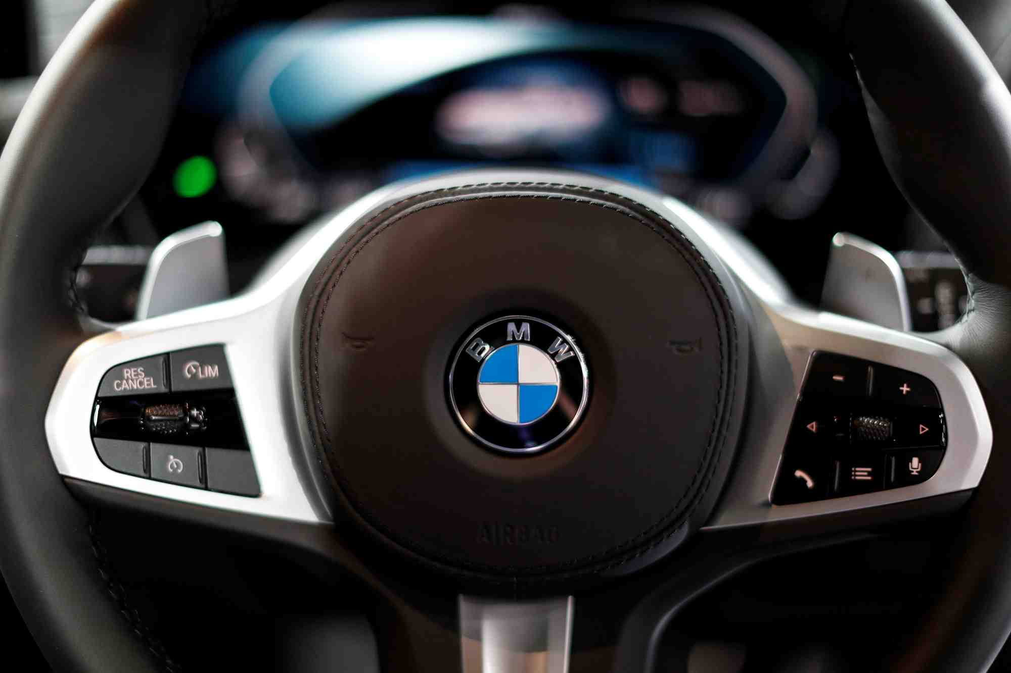 Le benefice de bmw stimule par sa coentreprise chinoise et la hausse des prix