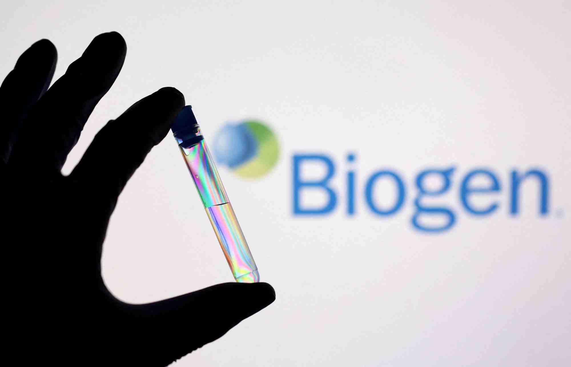 Illustration montrant un tube a essai devant le logo biogen
