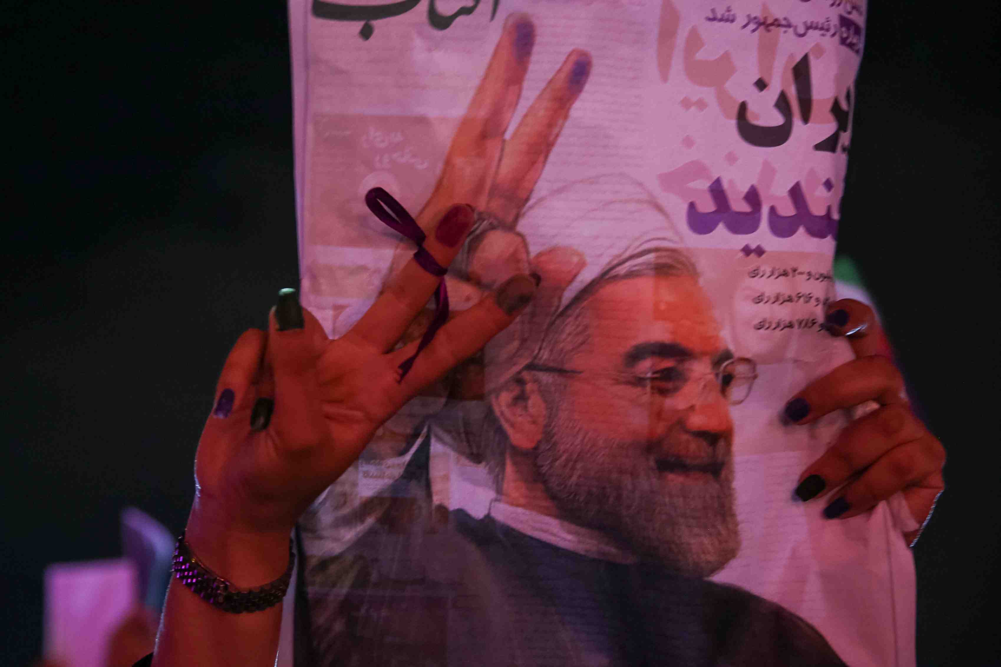 La france salue la reelection du president iranien