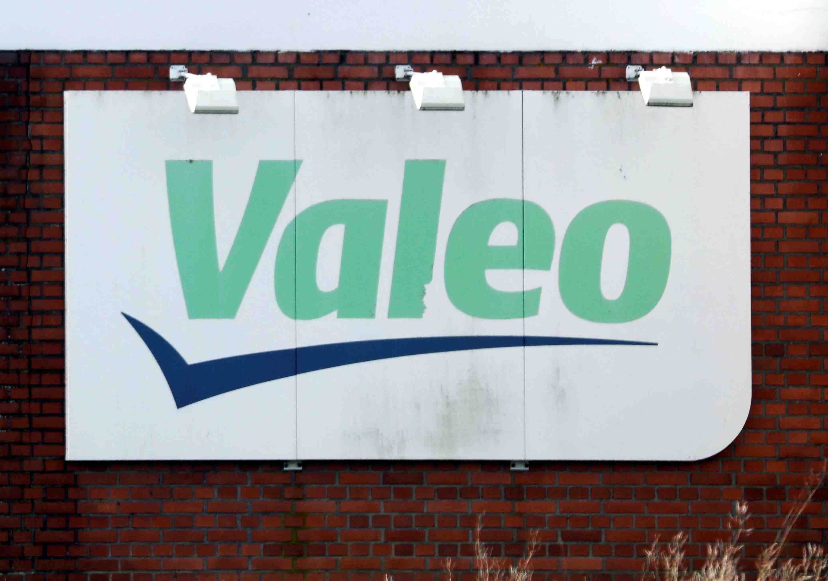 Valeo: cash flow 2021 plombe par les puces, perillat dg