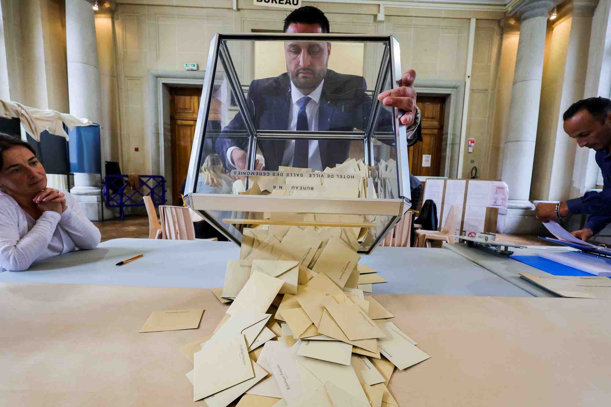 Second tour des elections legislatives francaises