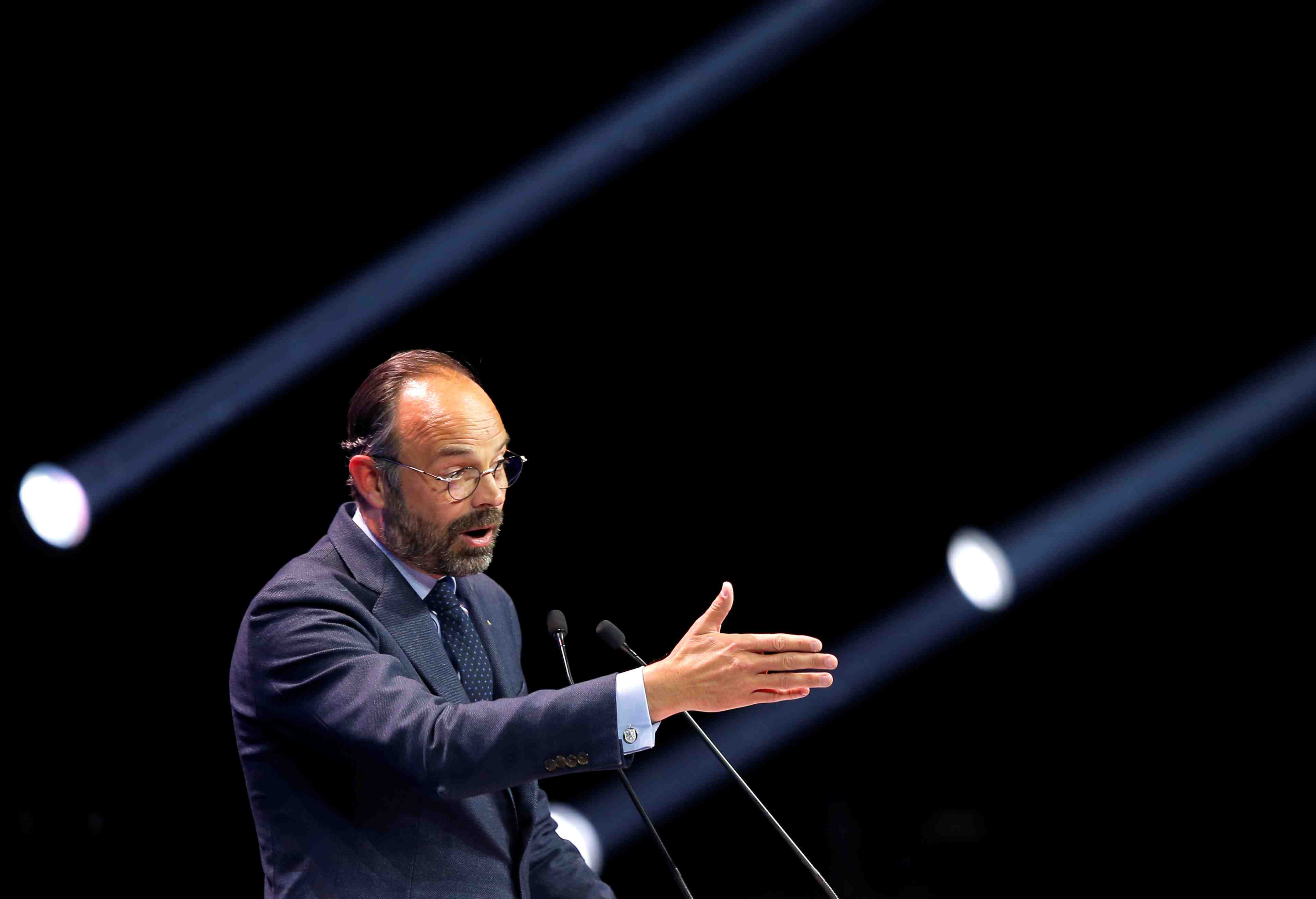 Philippe favorable a des garde-fous au rip