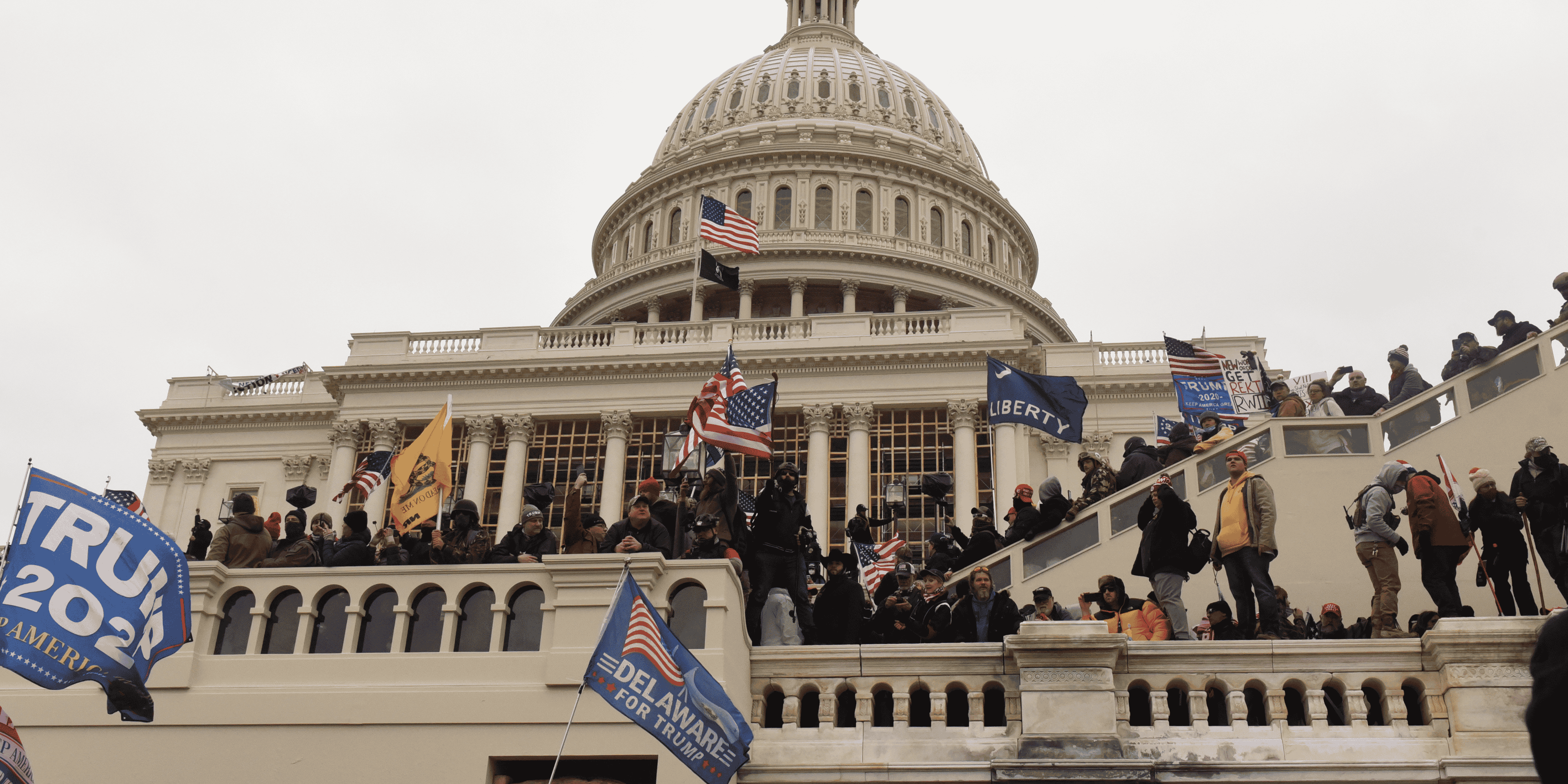 Etats-unis: des allies de trump cites a comparaitre dans l'enquete sur l'assaut du capitole