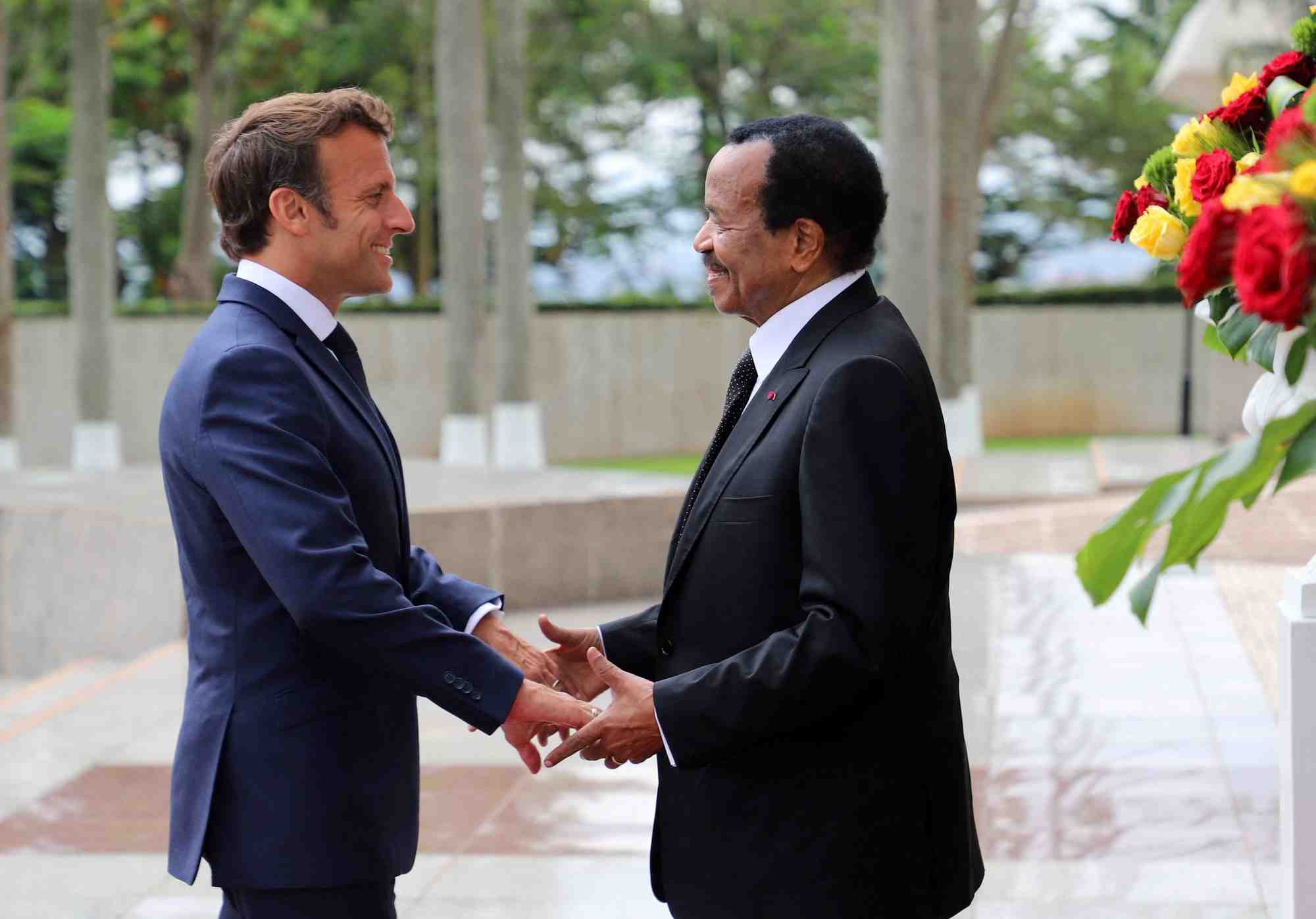 Au cameroun, macron appelle a repondre a "l'urgence alimentaire"