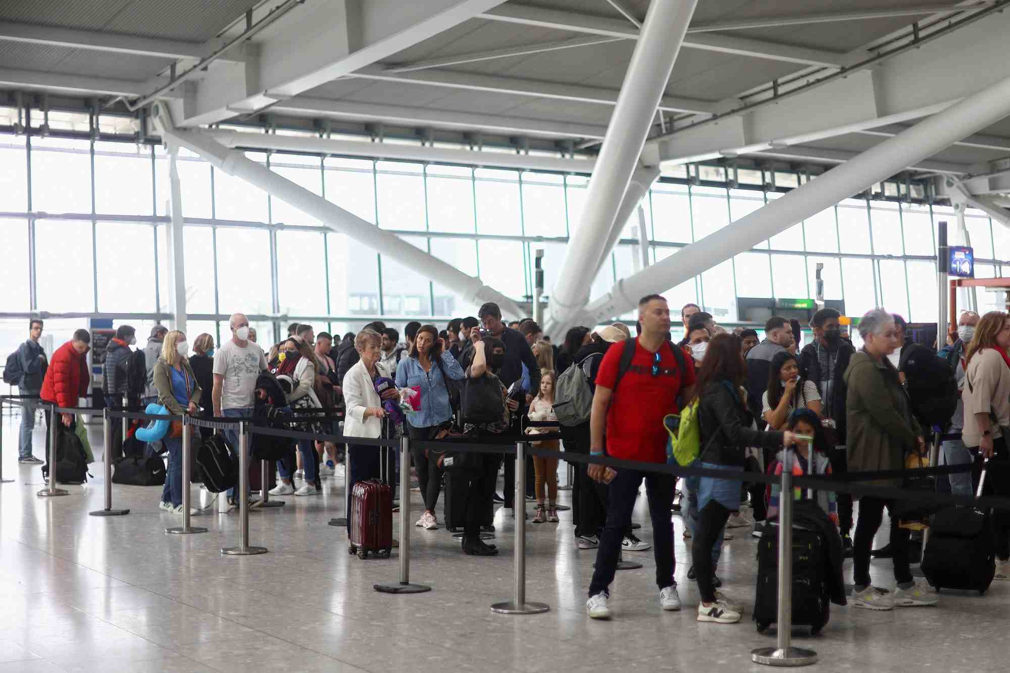 L'iata affirme que le chaos aeroportuaire post-pandemie est temporaire