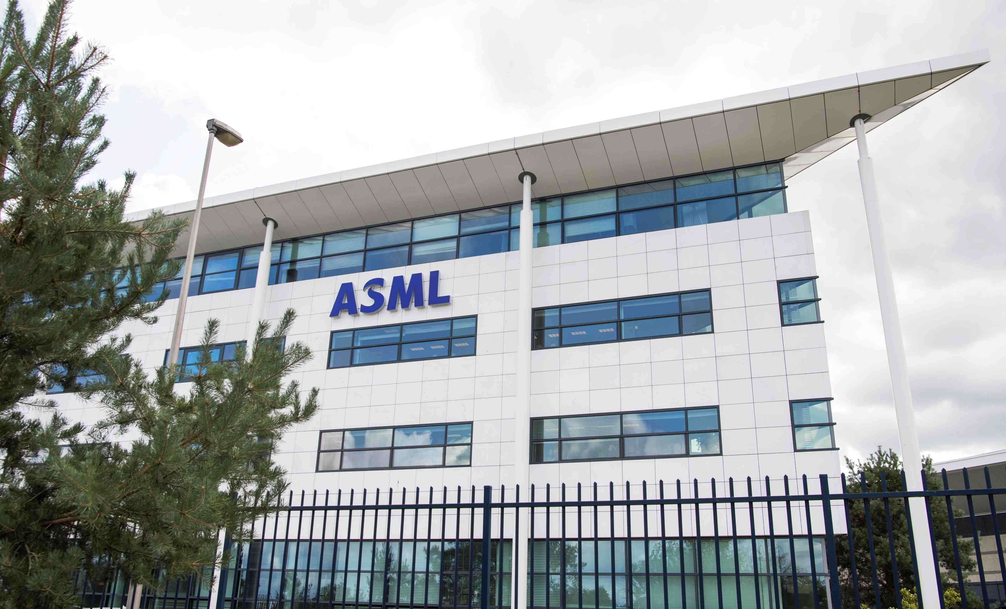 Asml anticipe un ca du 1er trimestre mitige