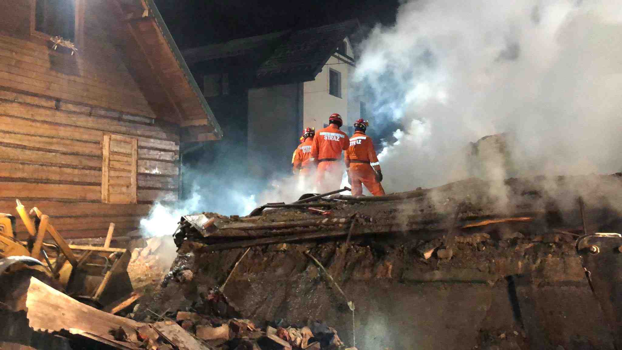 Explosion de gaz dans une station de ski en pologne, huit morts