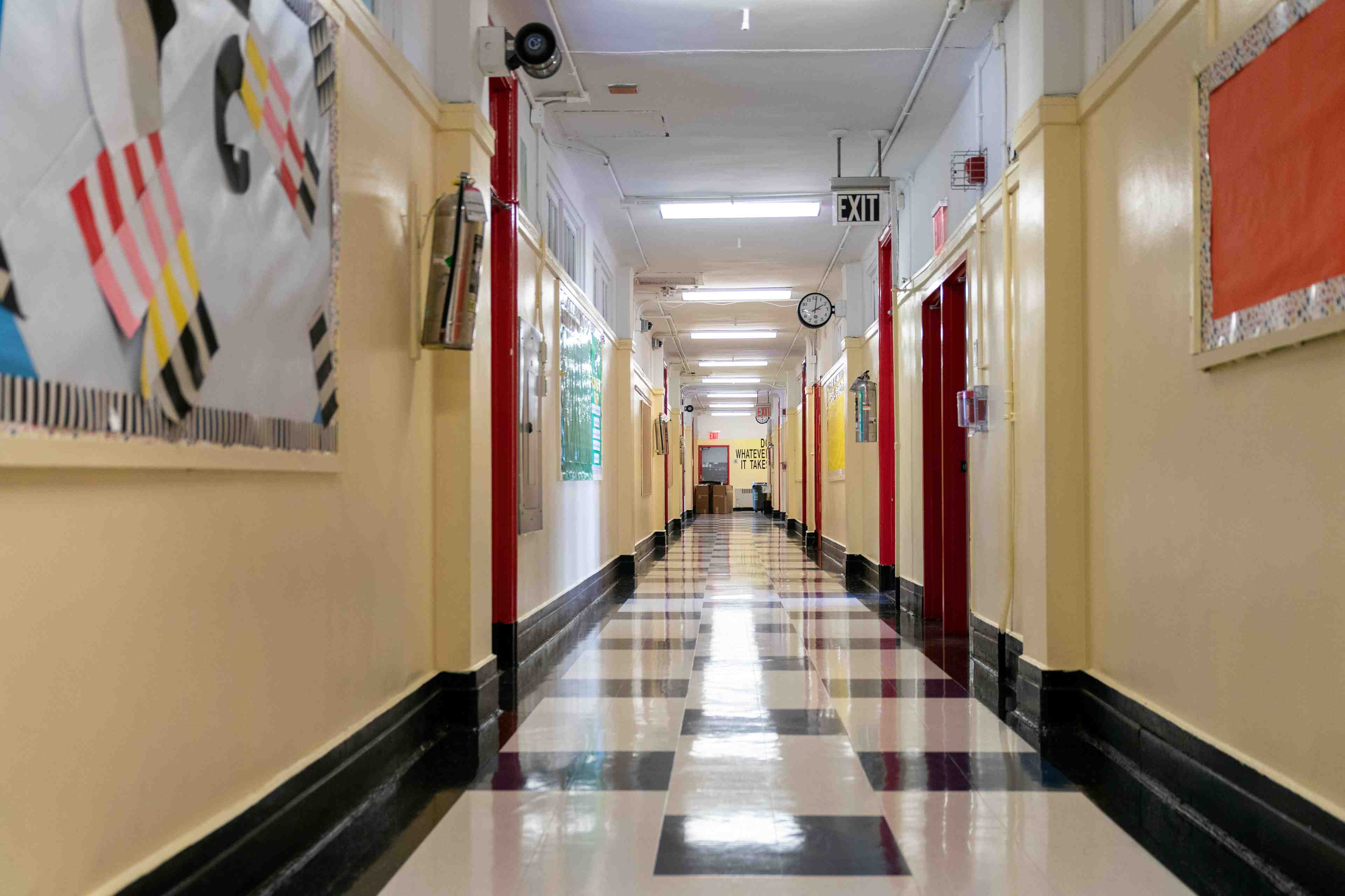 Coronavirus: new york reporte de onze jours la rentree des classes