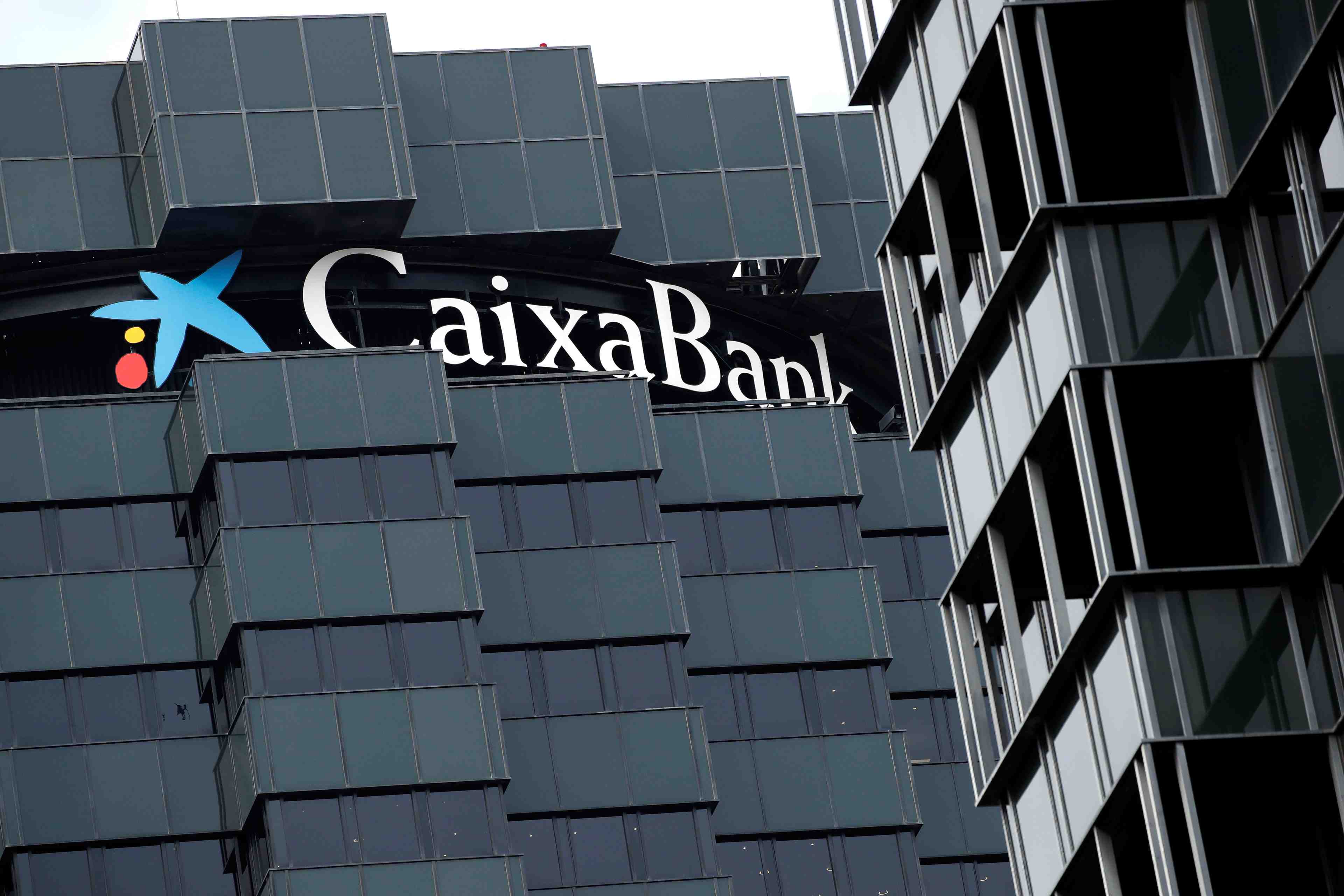 Caixabank achete bankia pour 4,3 milliards d'euros