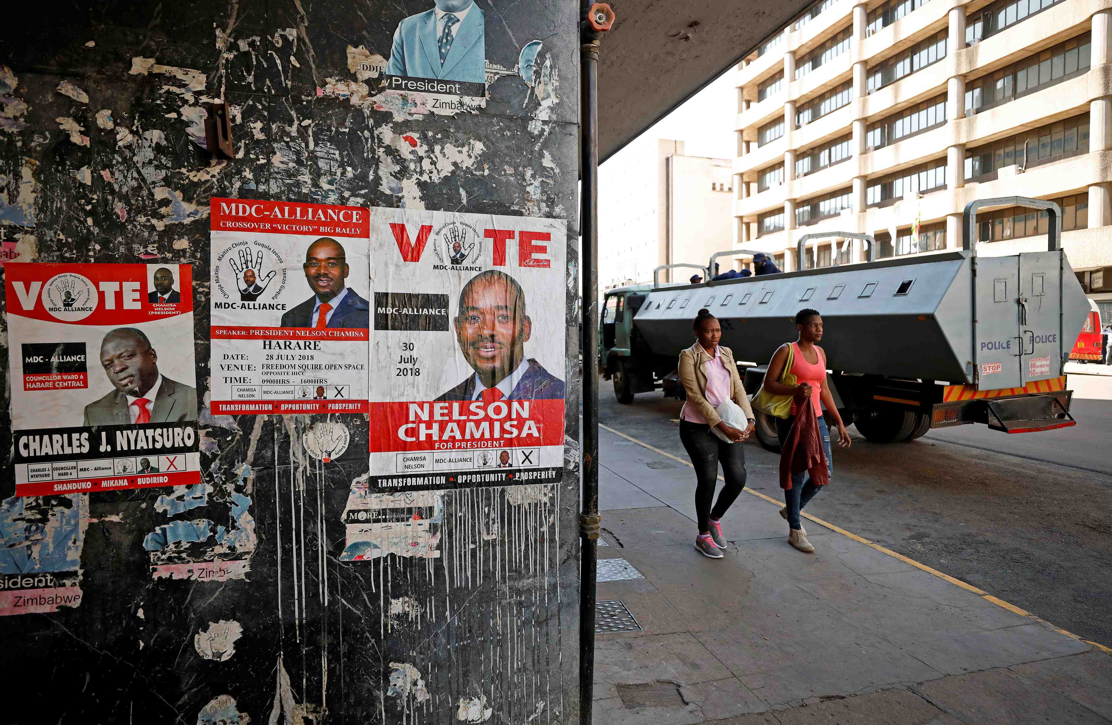 La police zimbabweenne encercle le siege du mdc a harare