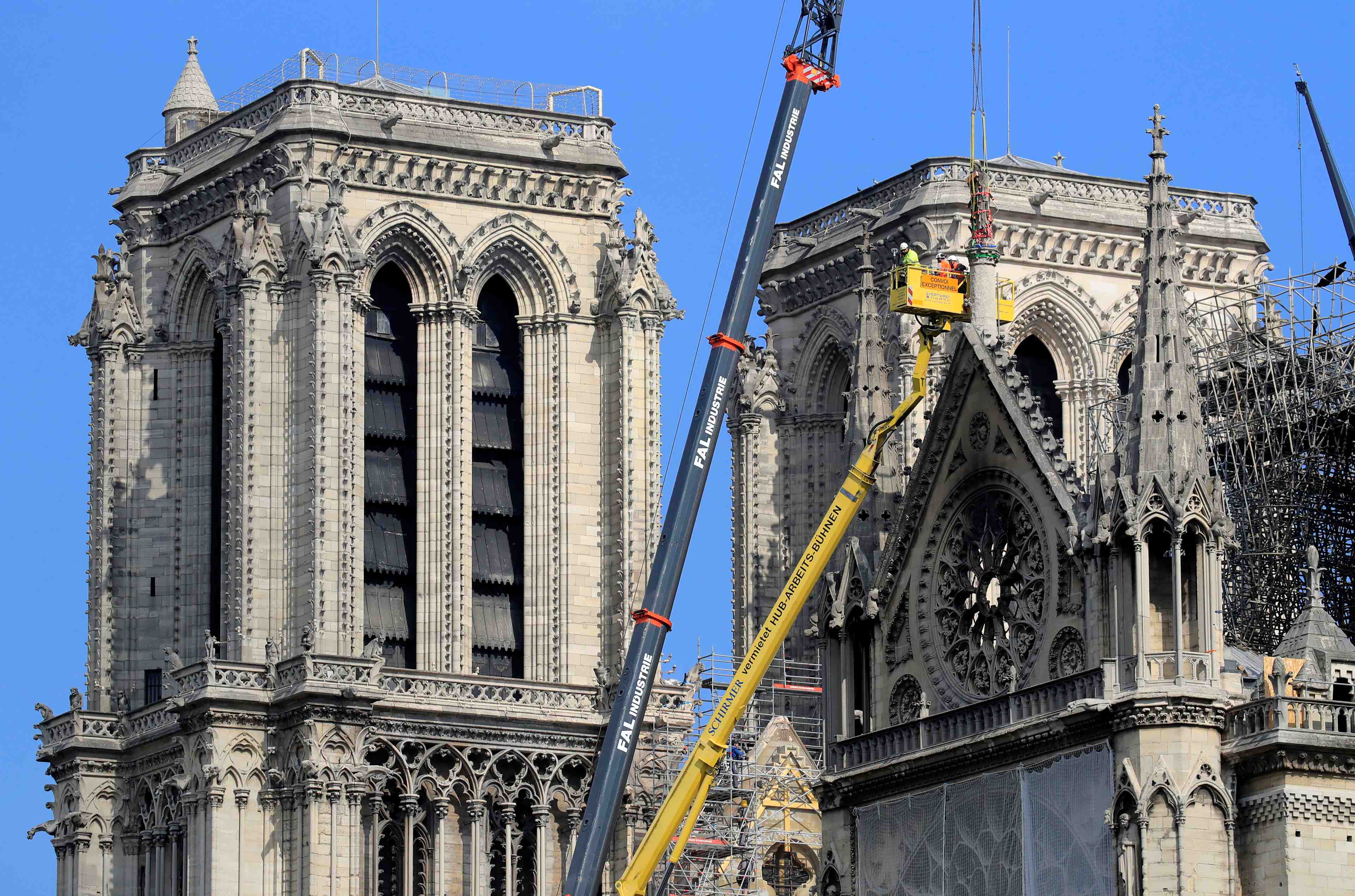 1.170 experts tirent la sonnette d'alarme sur notre-dame