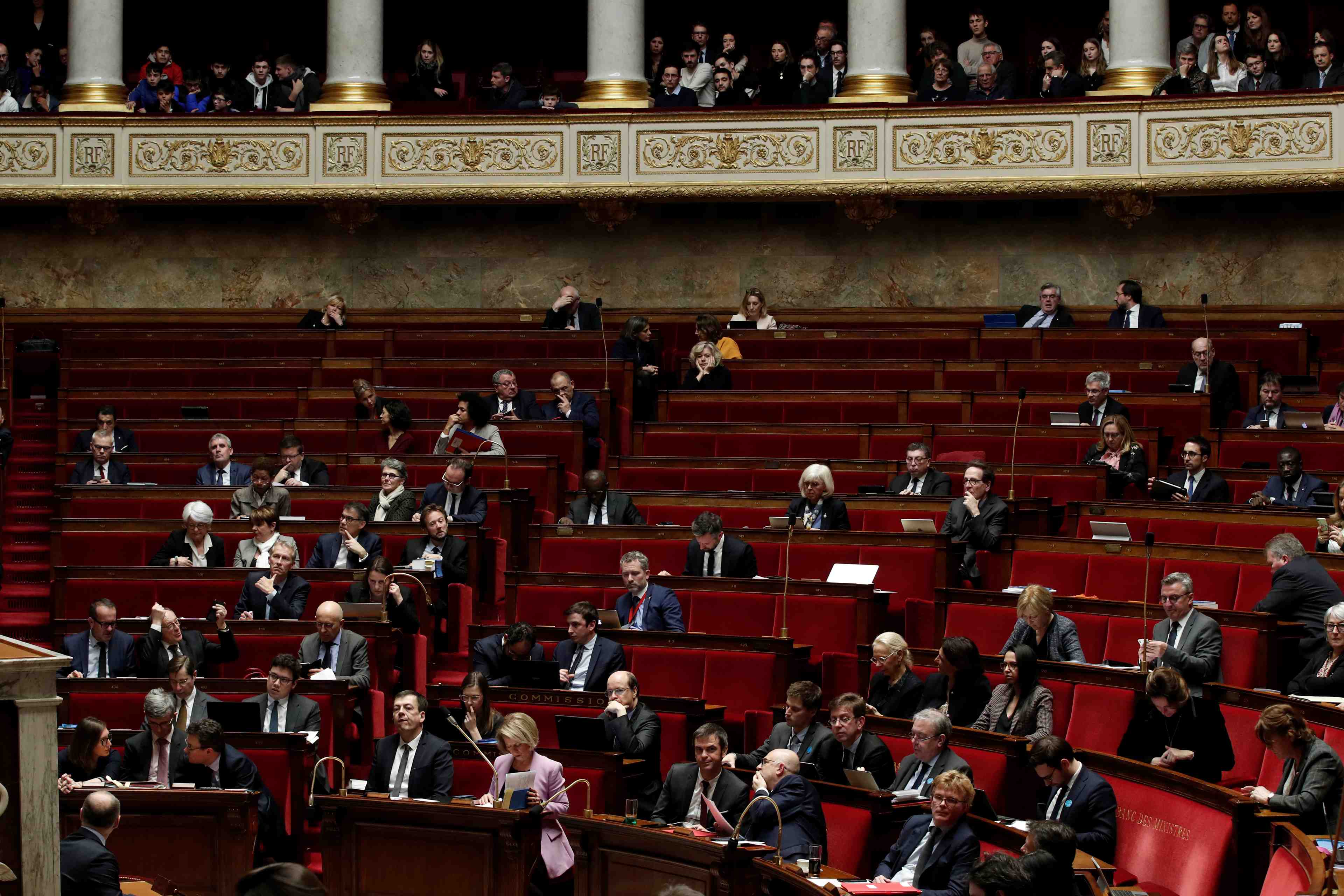 Coronavirus: un nouveau cas avere a l'assemblee nationale, des depistages en cours