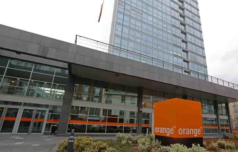 L'etat detient 13,44% du capital d'orange et 21,14% des droits de vote