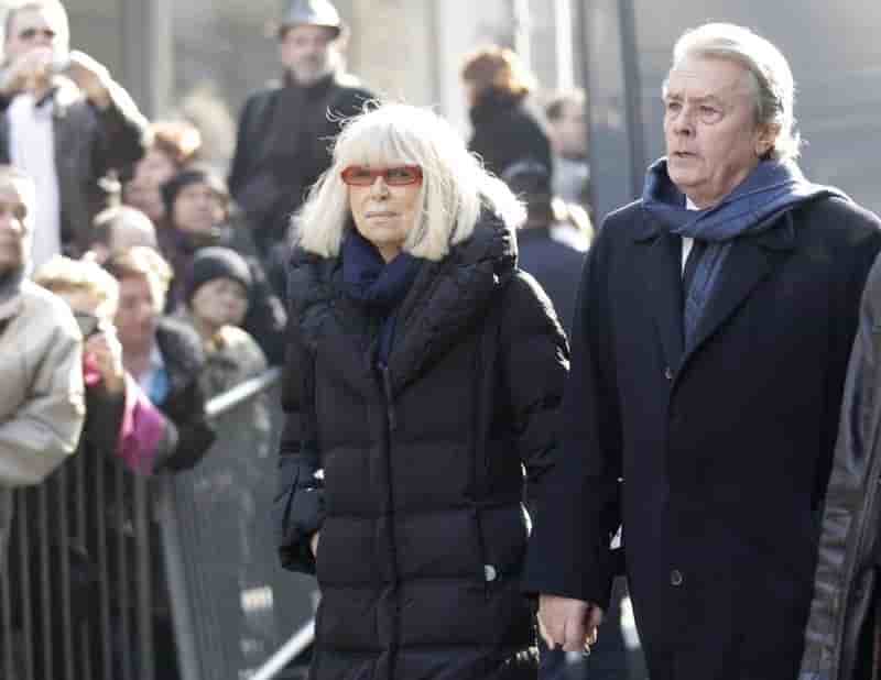 Mort de l'actrice mireille darc a 79 ans