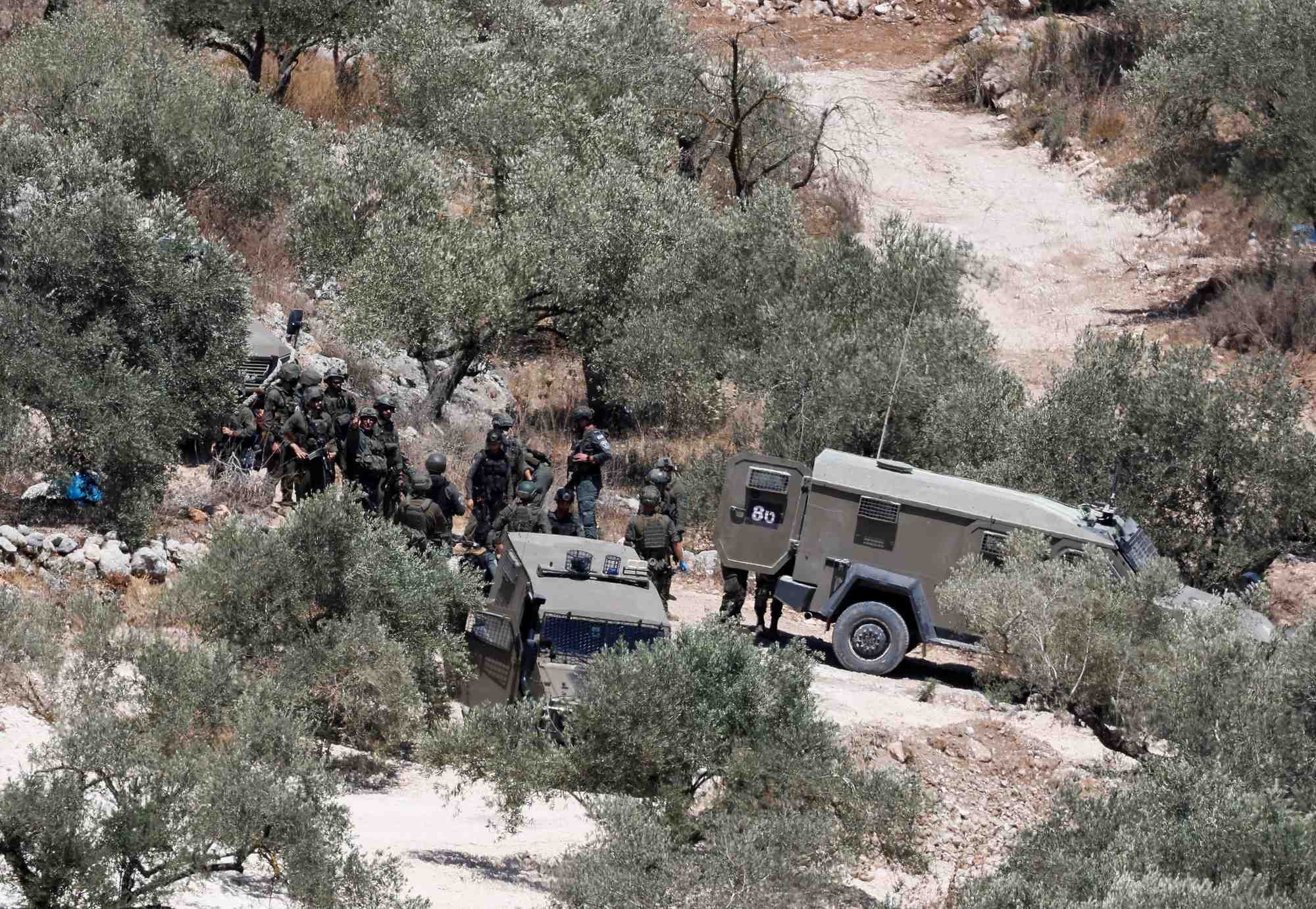 Consequences d'une frappe aerienne israelienne pres de tulkarm