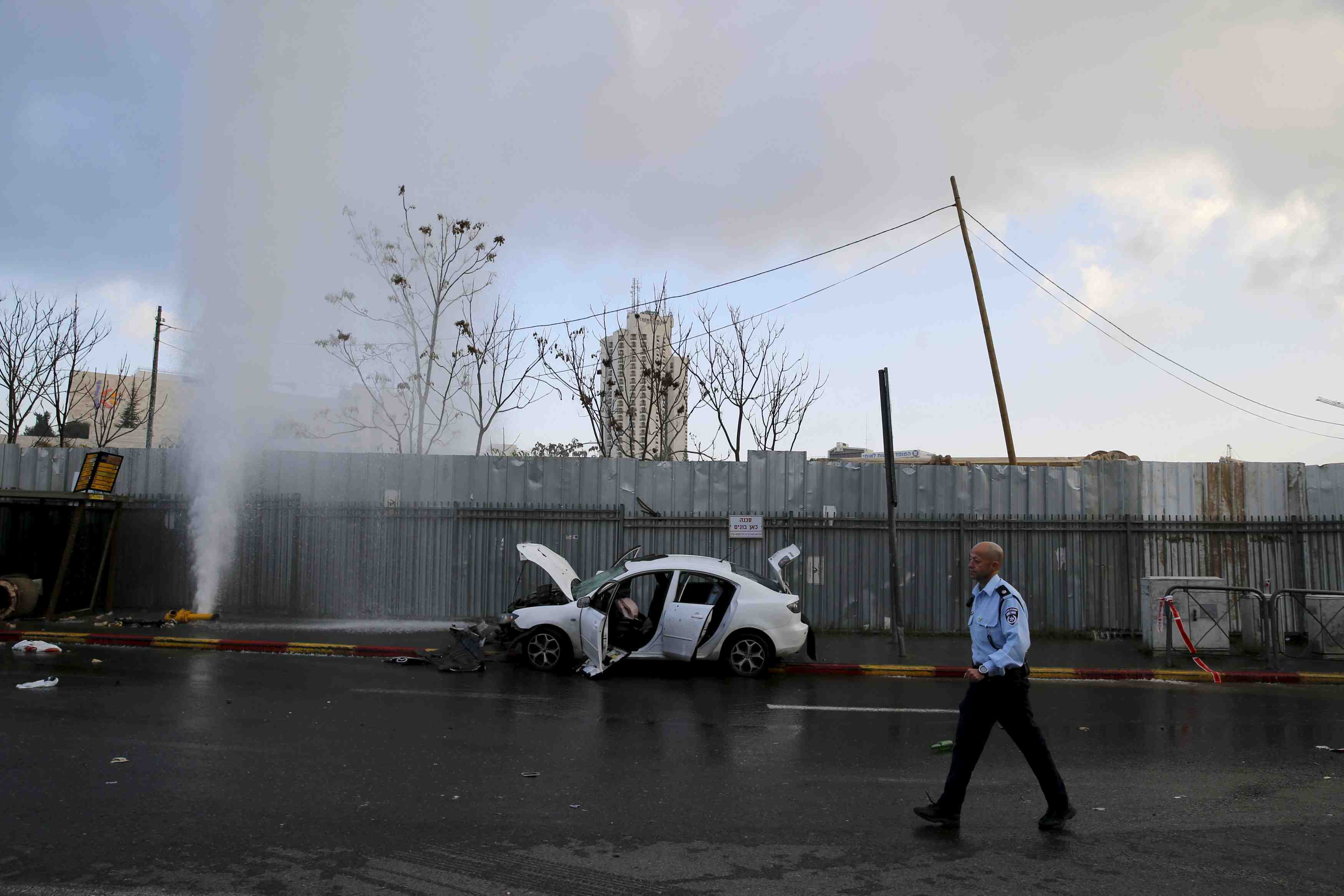 Un automobiliste abattu a jerusalem apres avoir fonce sur des pietons